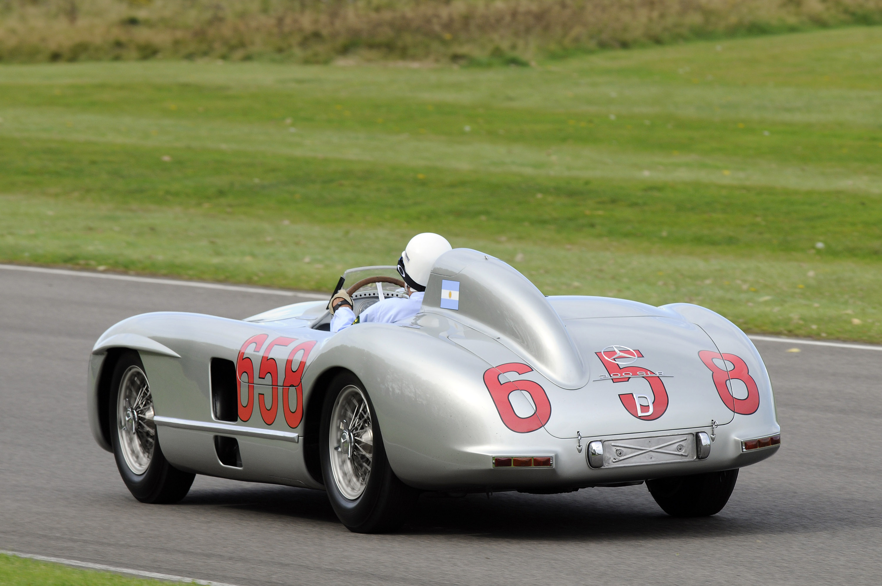 Mercedes-Benz 300 SLR photo #18