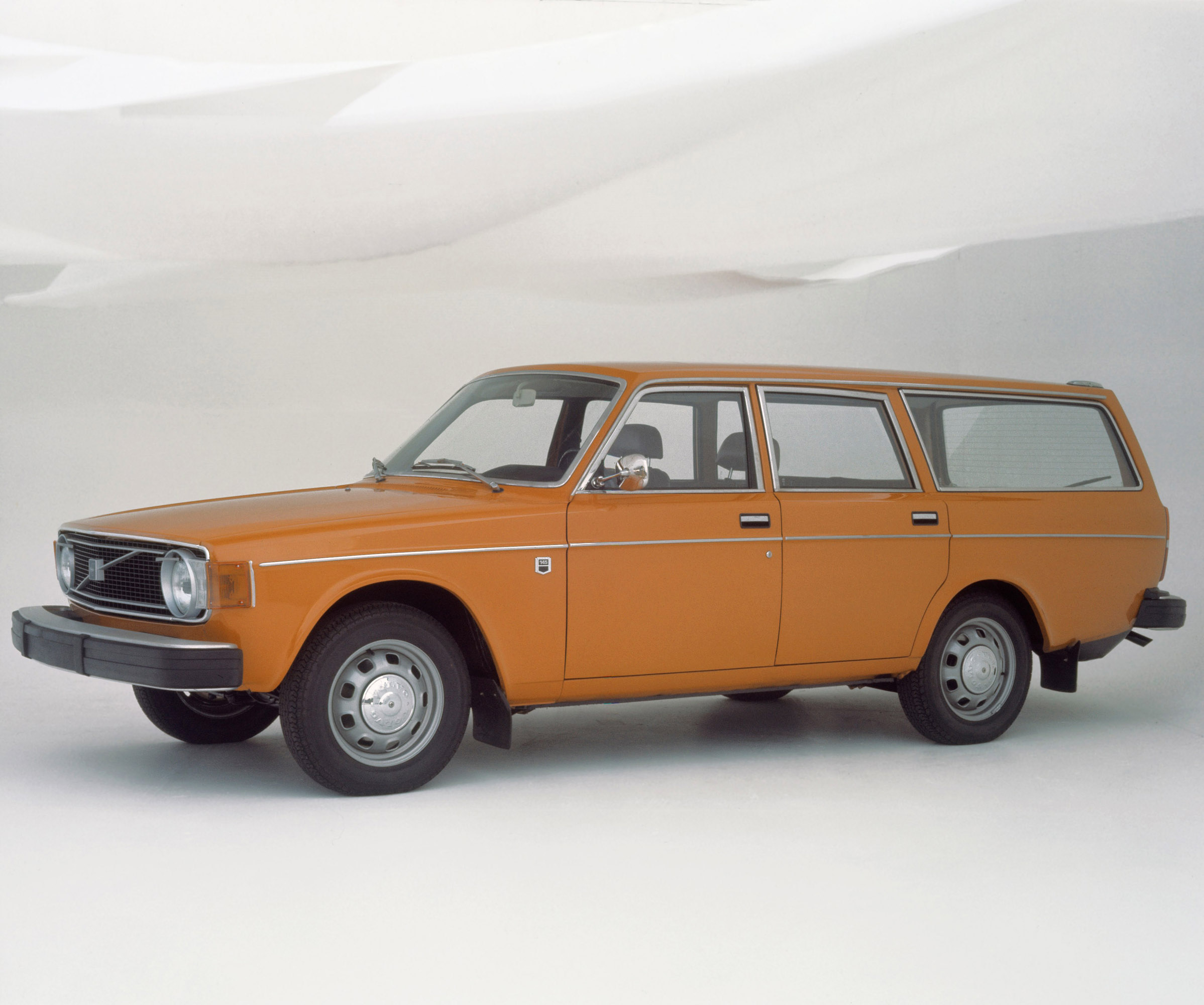 Volvo 145 photo #19