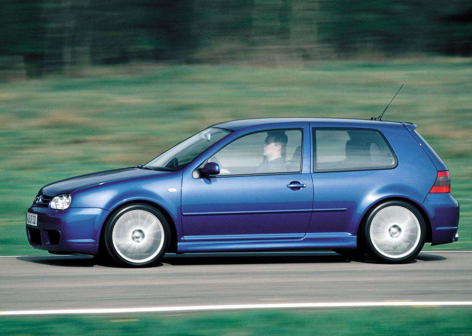 Volkswagen Golf R32 photo #14