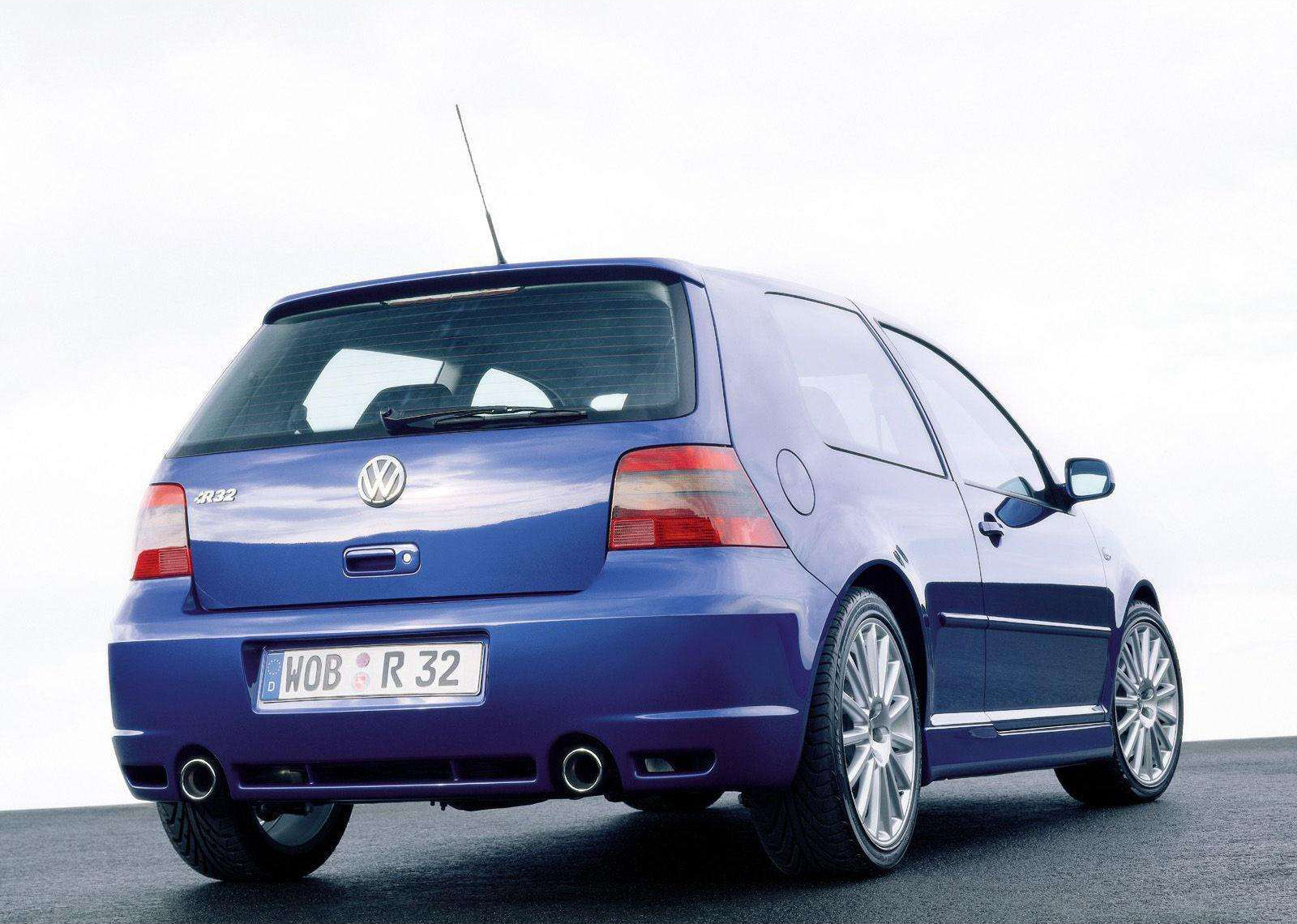 Volkswagen Golf R32 photo #29