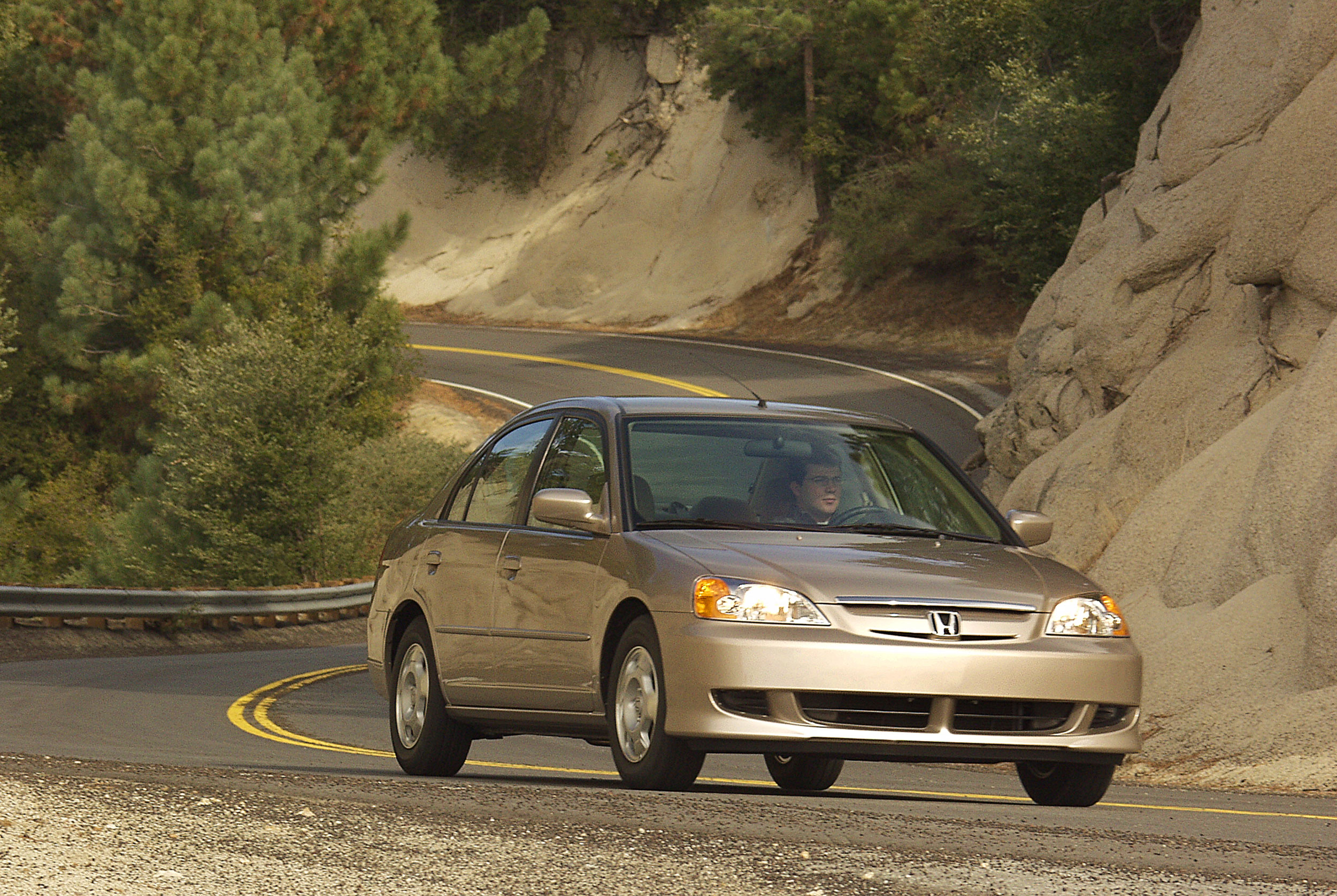 Honda Civic Hybrid photo #18