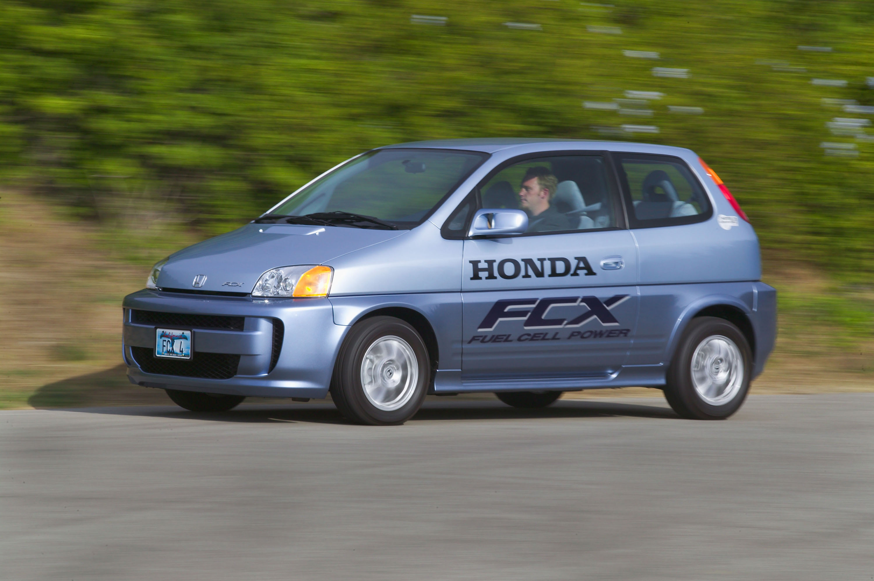 Honda FCX photo #7