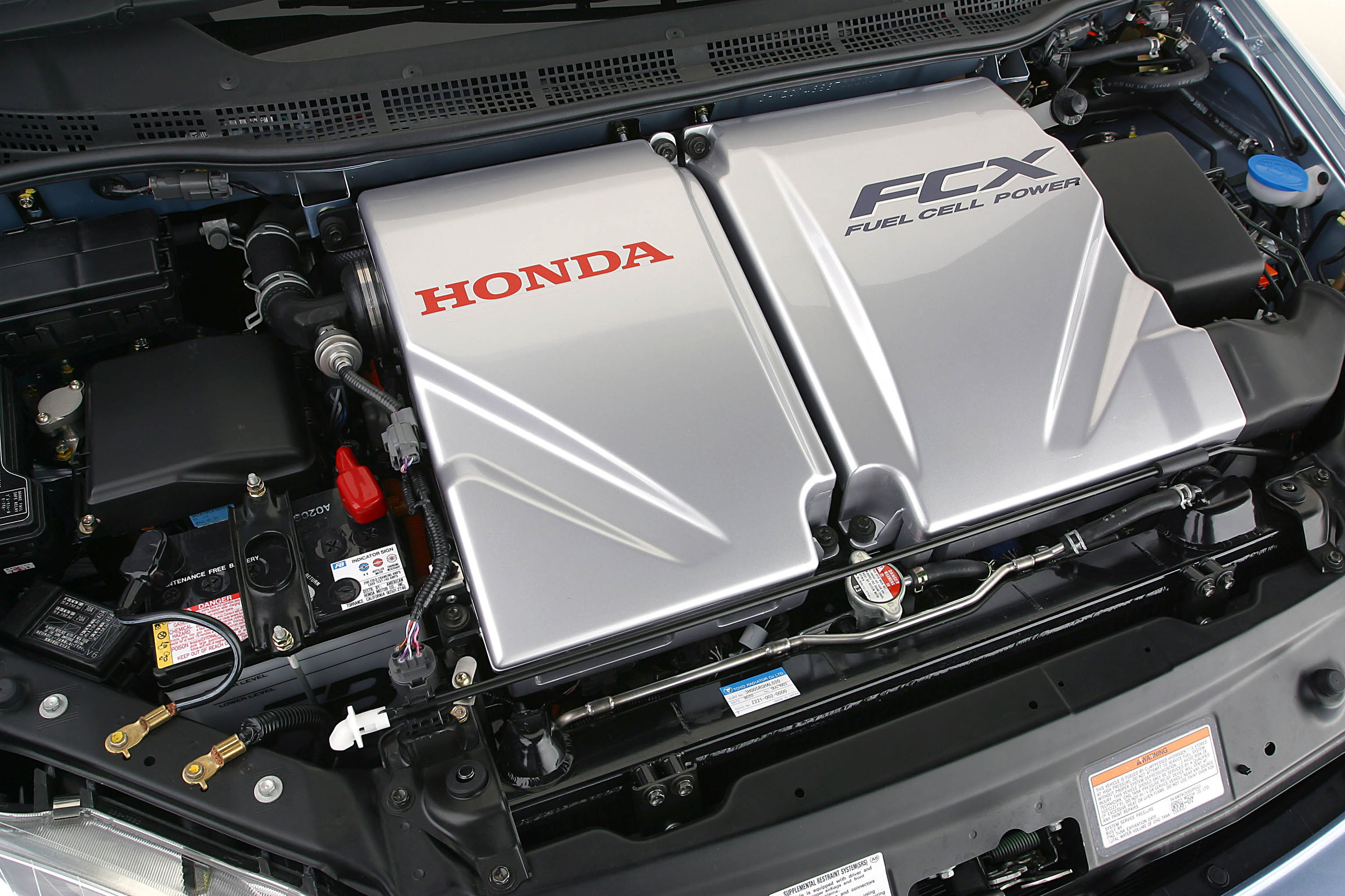 Honda FCX photo #25