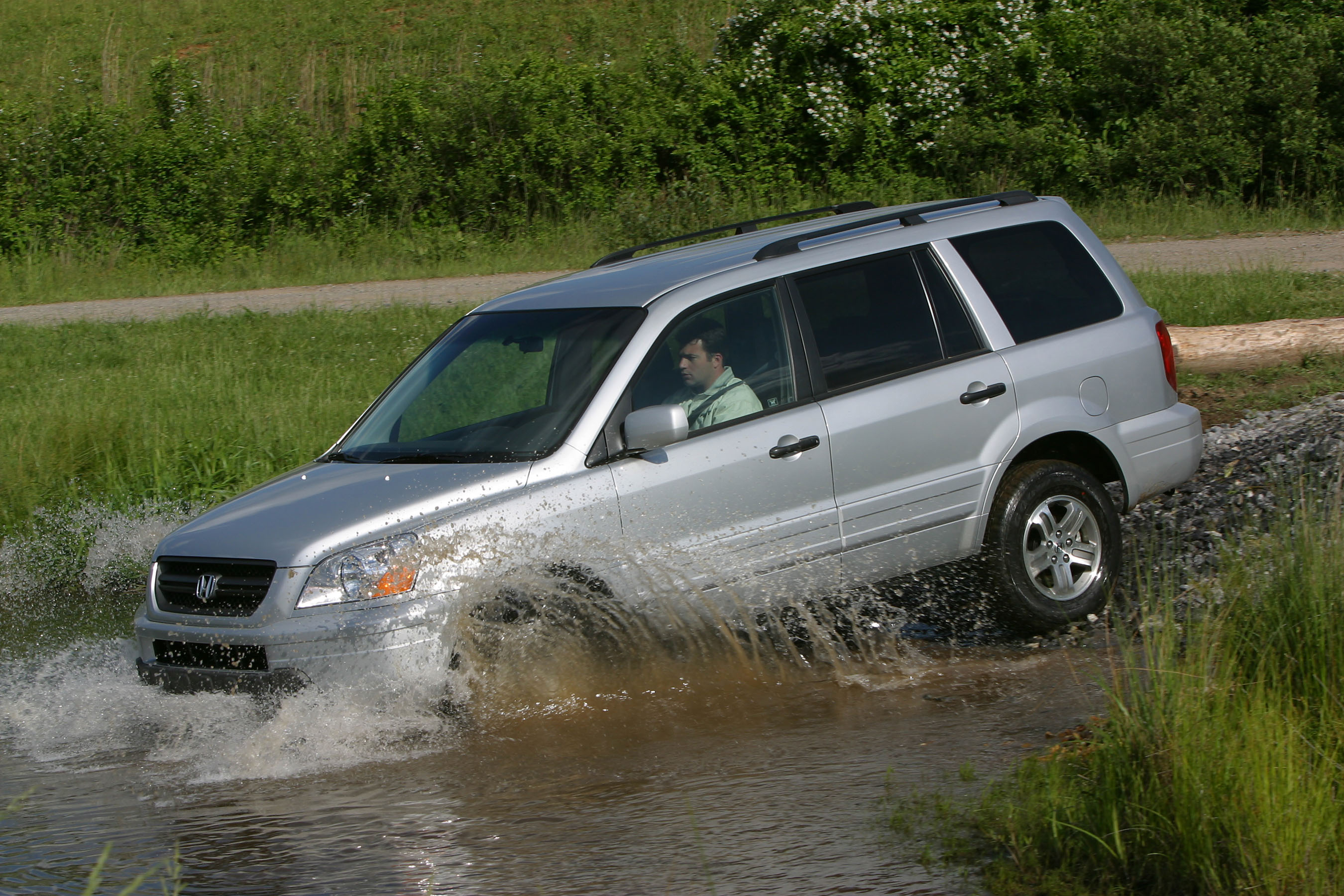 Honda Pilot EX photo #30