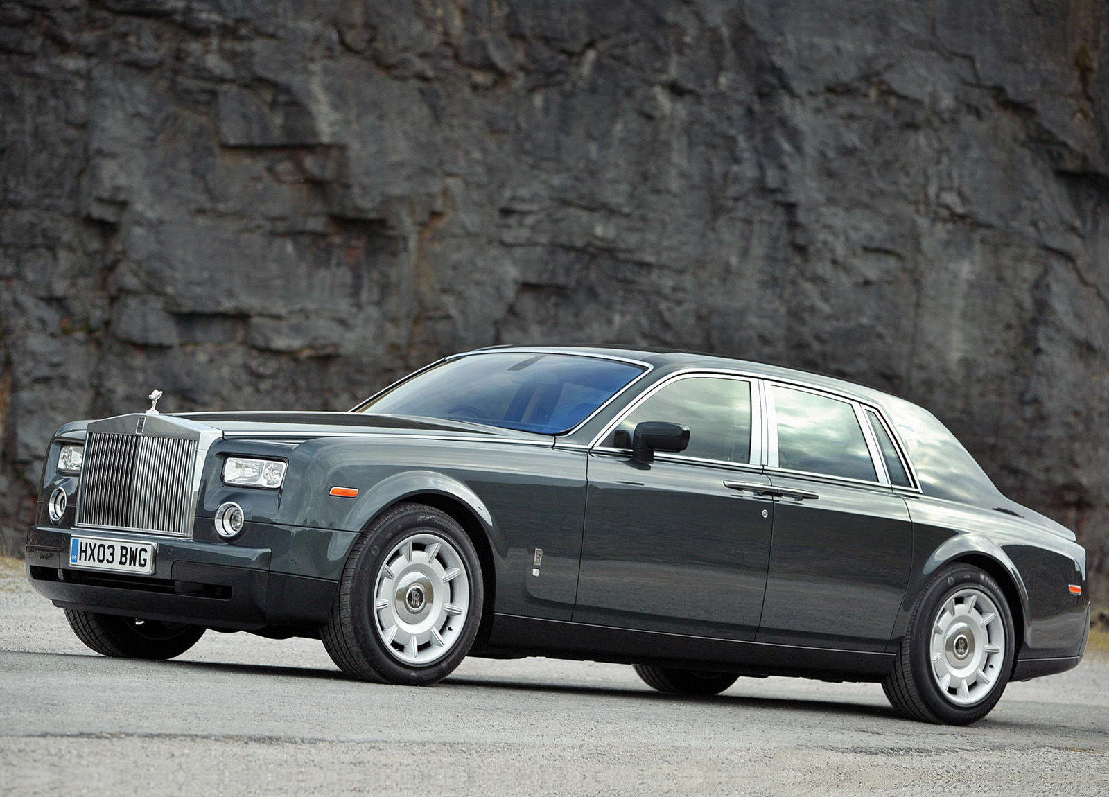 Rolls-Royce Phantom photo #17