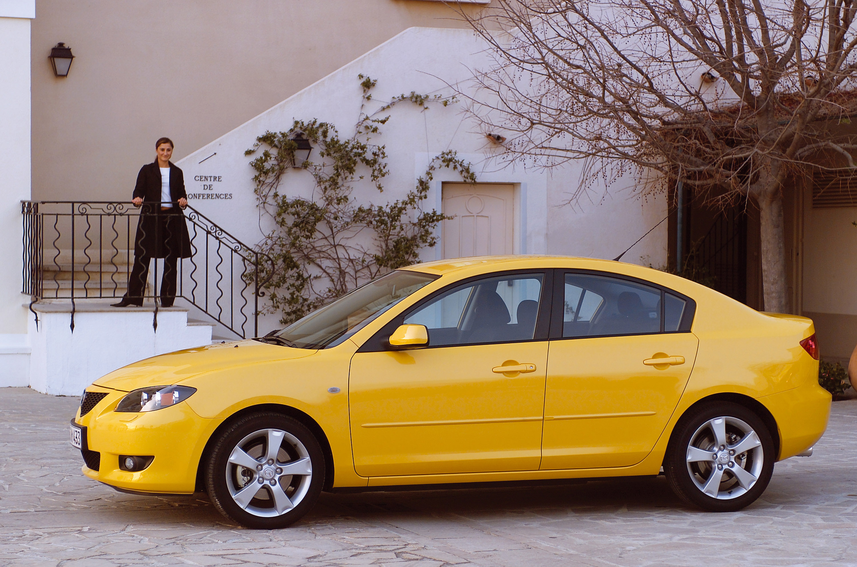 Mazda 3 Sedan photo #7