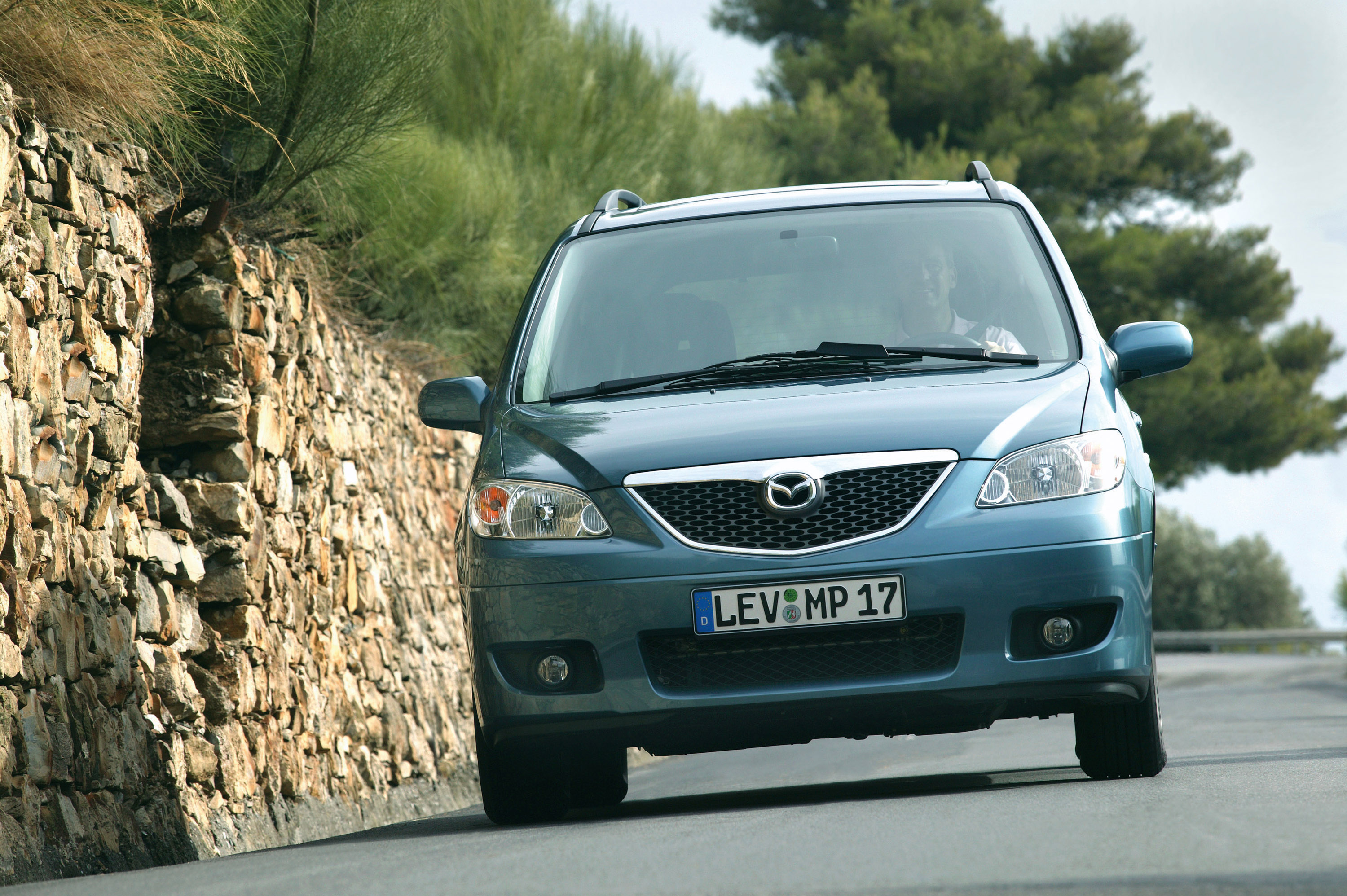 Mazda MPV Facelift photo #17