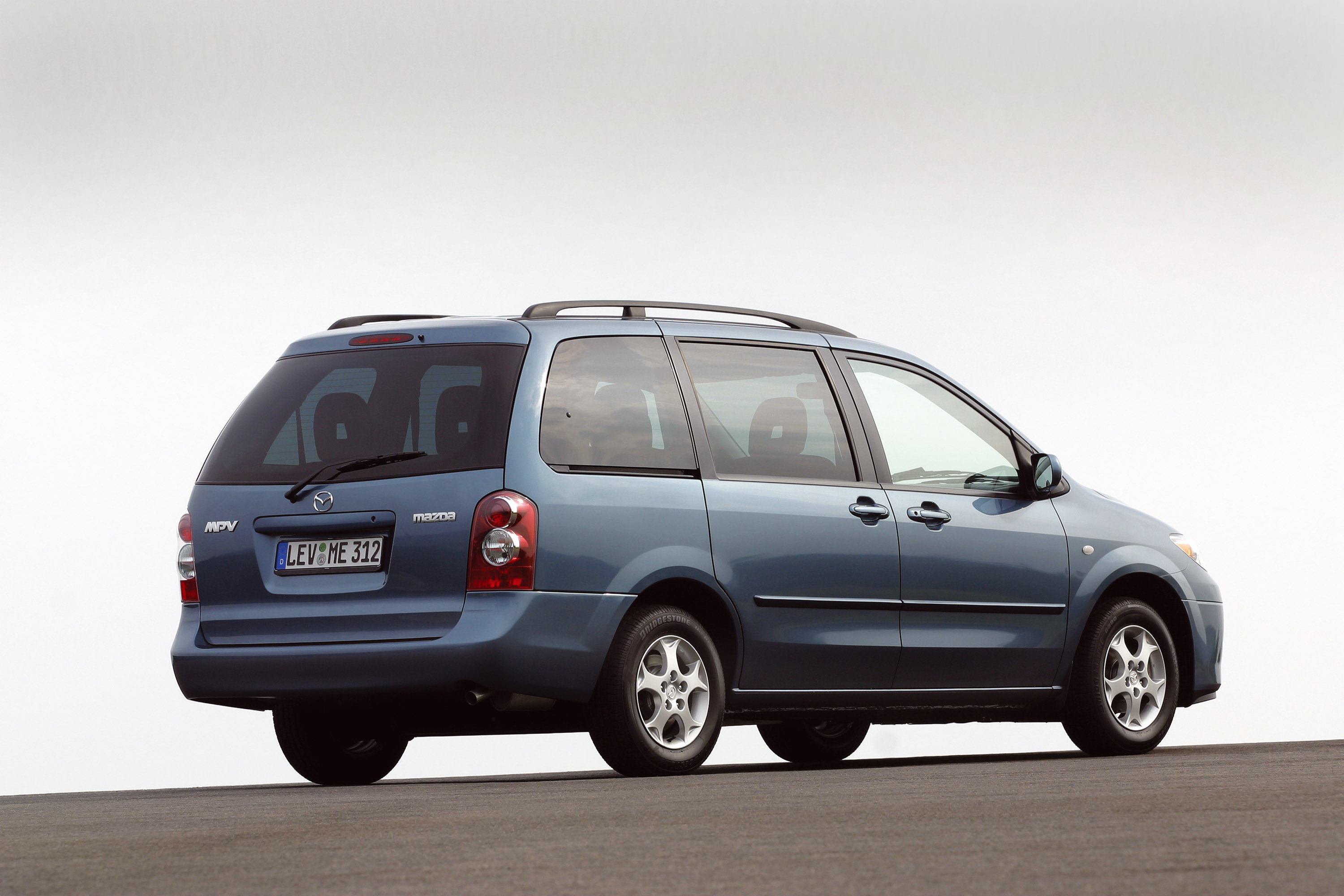 Mazda MPV Facelift photo #33