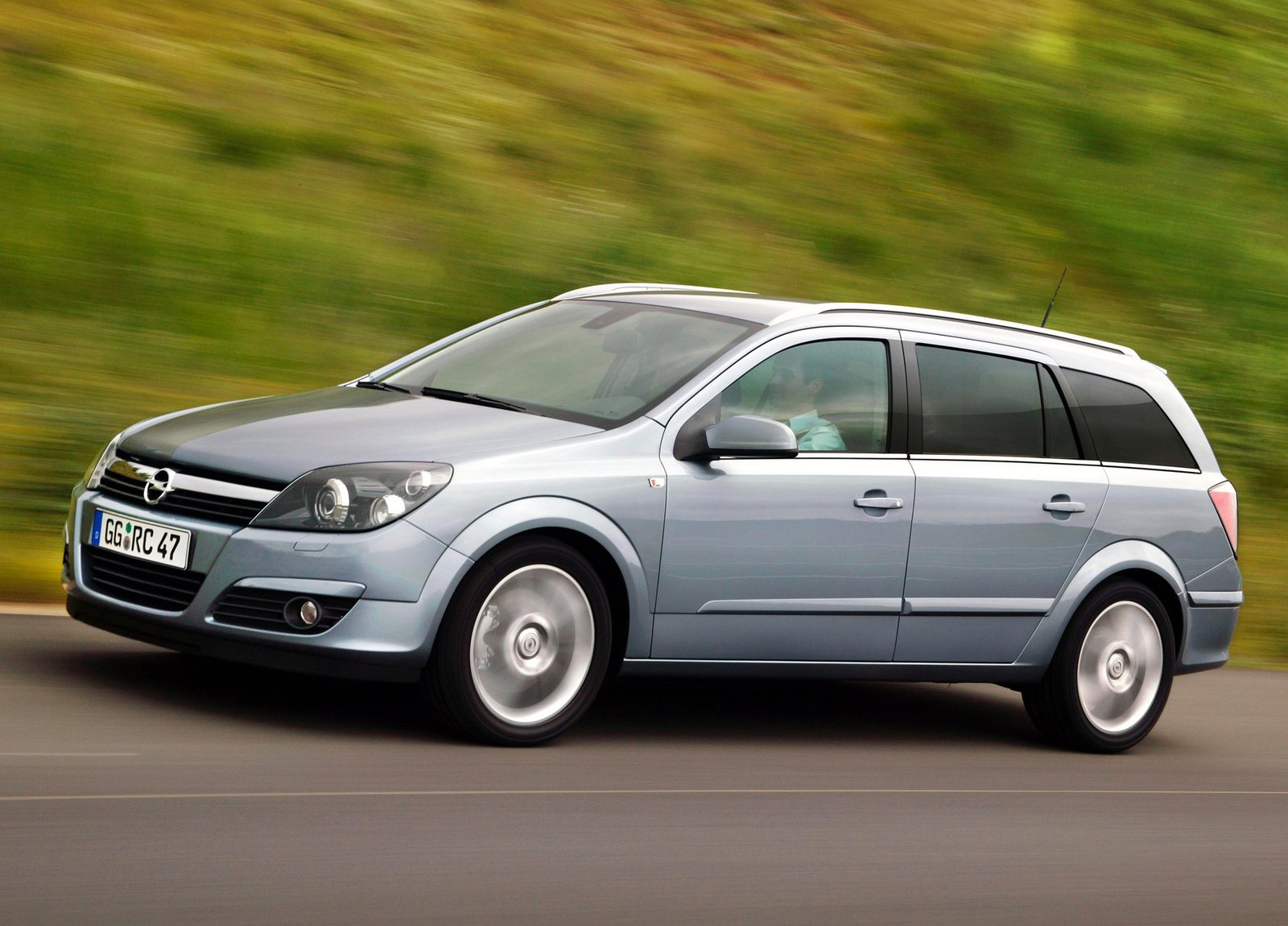 Opel Astra Station Wagon photo #17