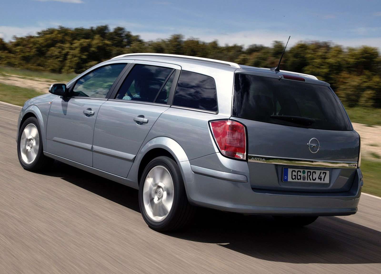 Opel Astra Station Wagon photo #35