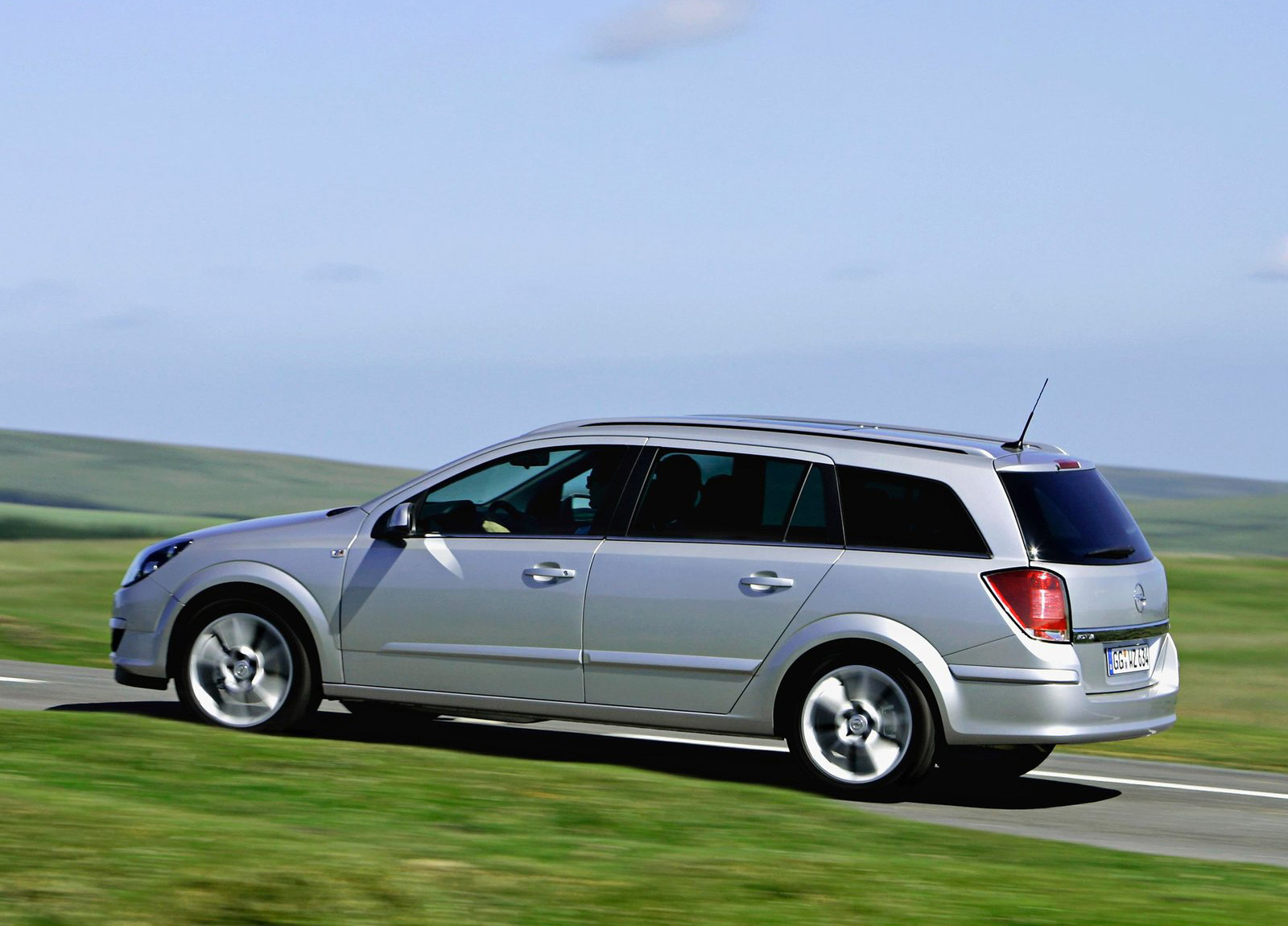 Opel Astra Station Wagon photo #37