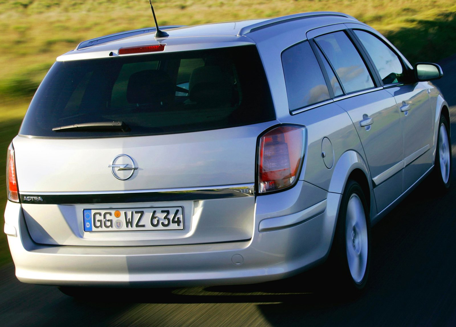 Opel Astra Station Wagon photo #52