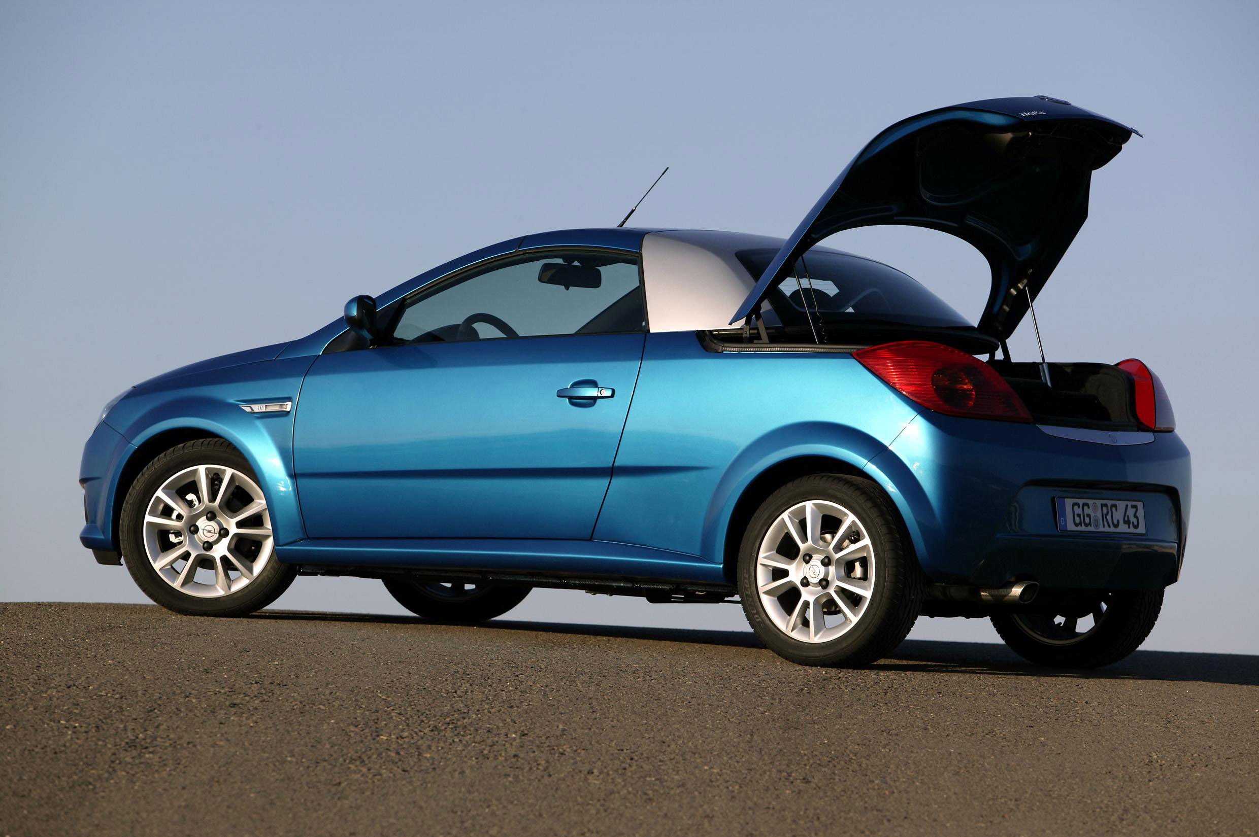 Opel Tigra TwinTop photo #15