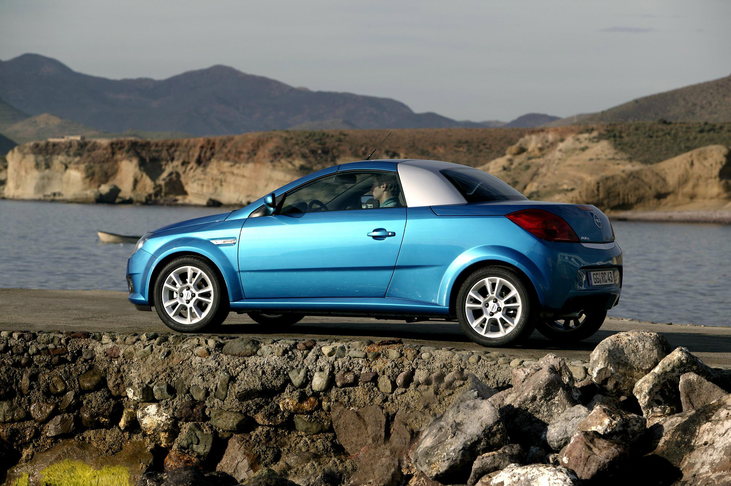 Opel Tigra TwinTop photo #16