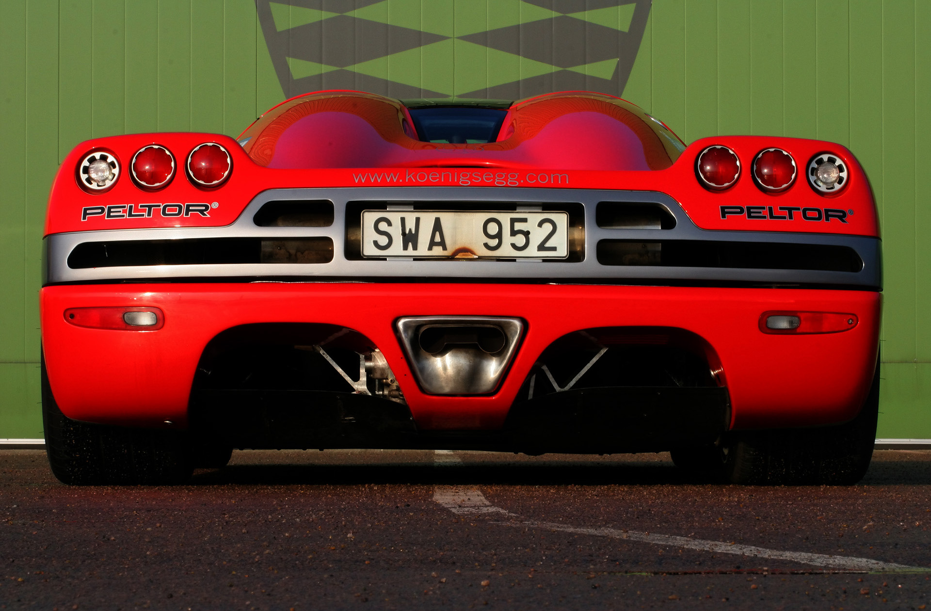 Koenigsegg CCR photo #16