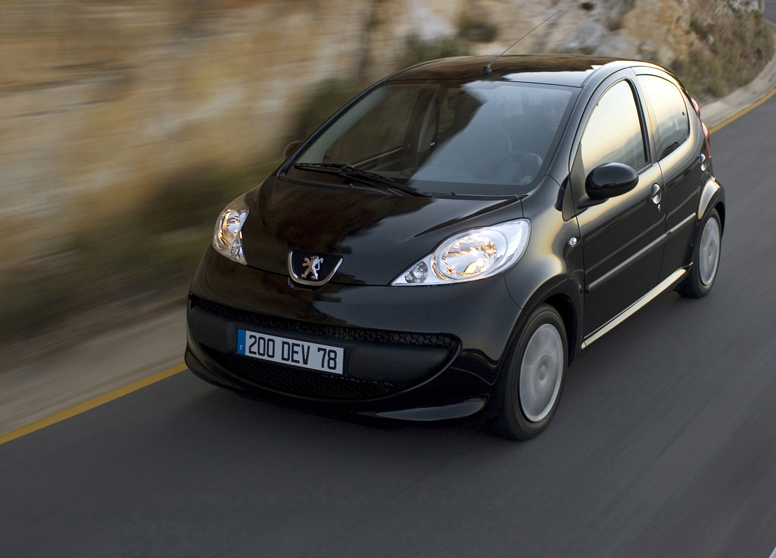 Peugeot 107 photo #19