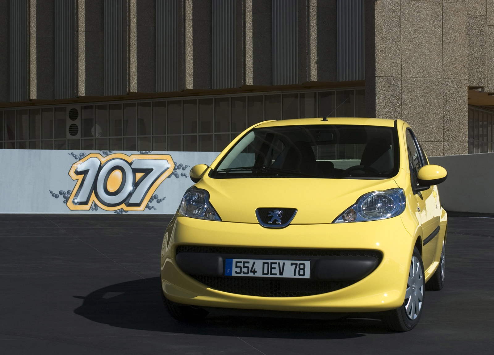 Peugeot 107 photo #21