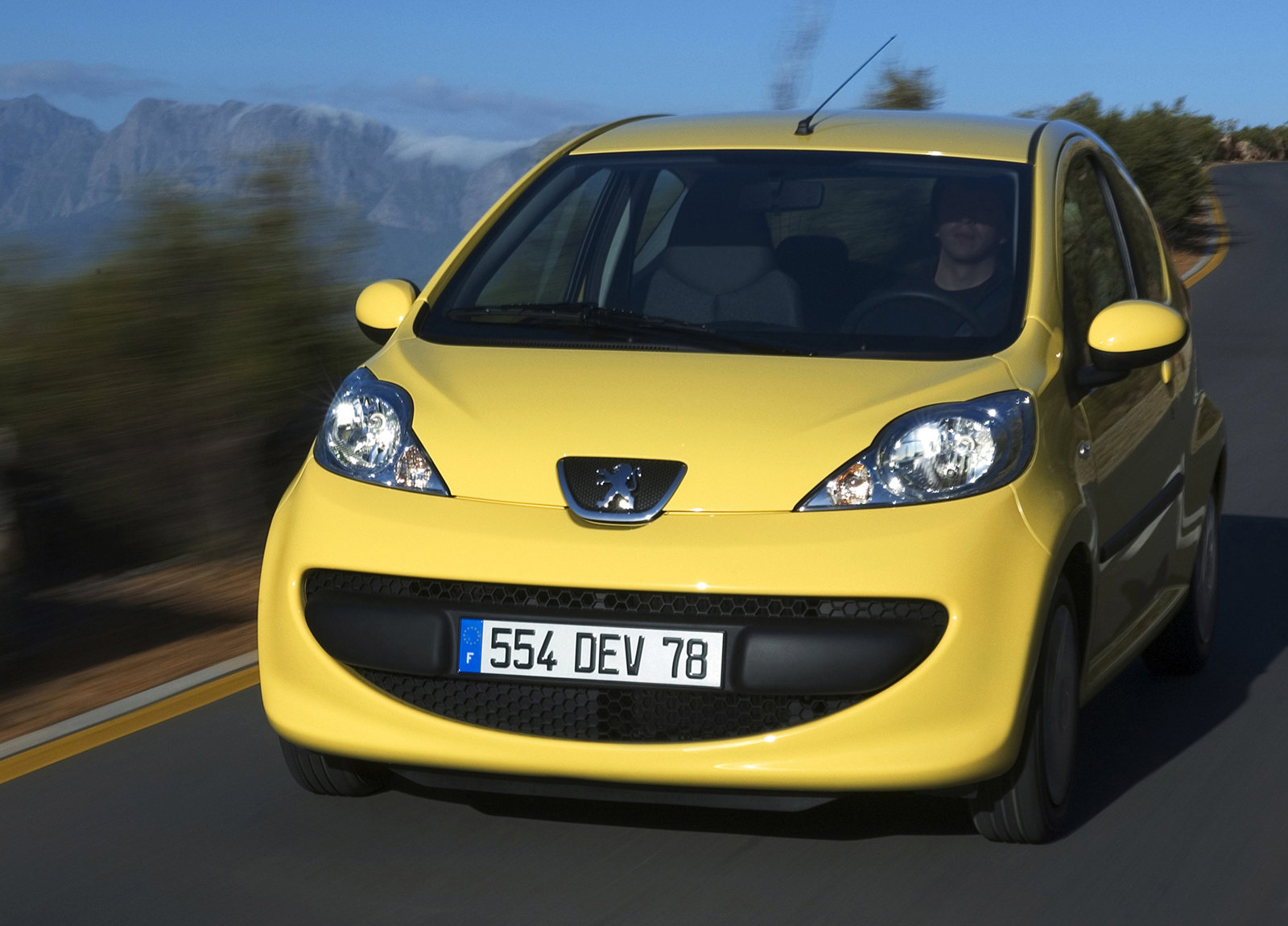 Peugeot 107 photo #33