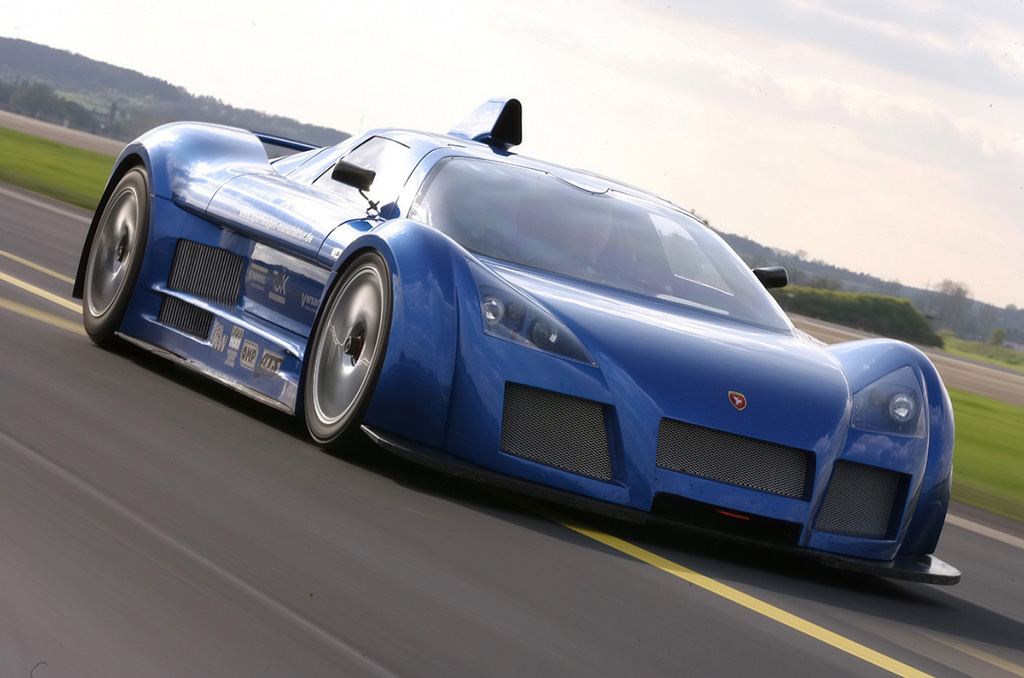 Gumpert Apollo photo #15