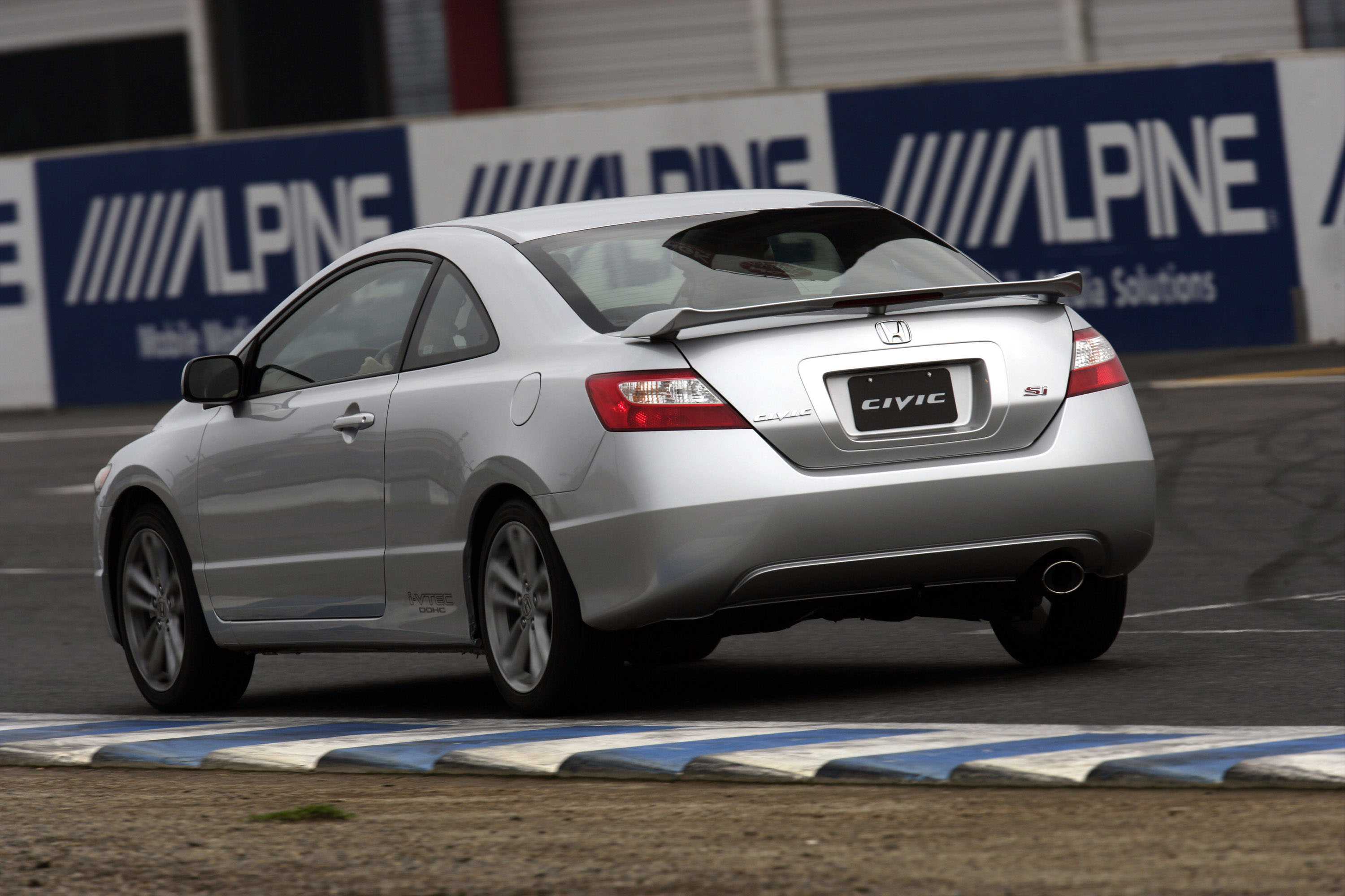 Honda Civic Si photo #21