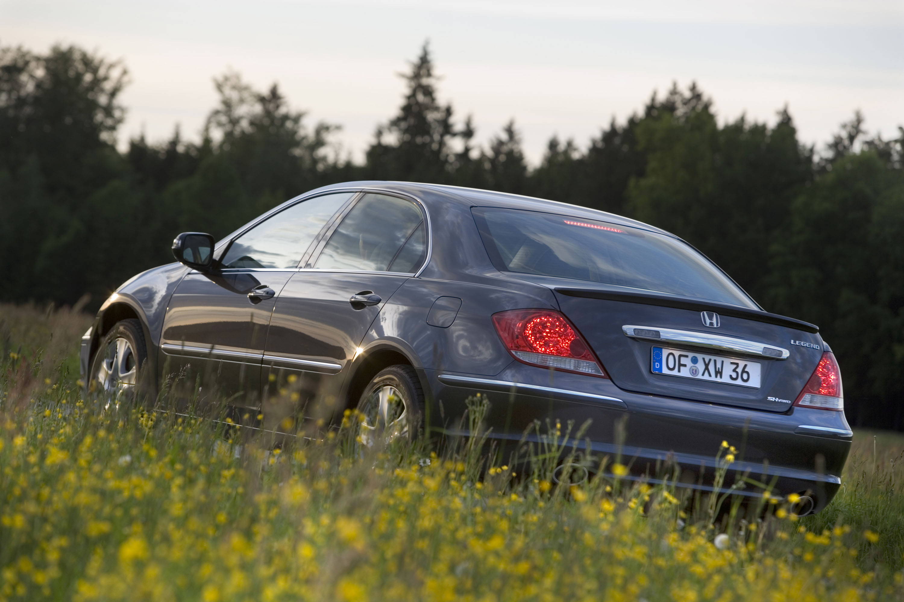 Honda Legend photo #82