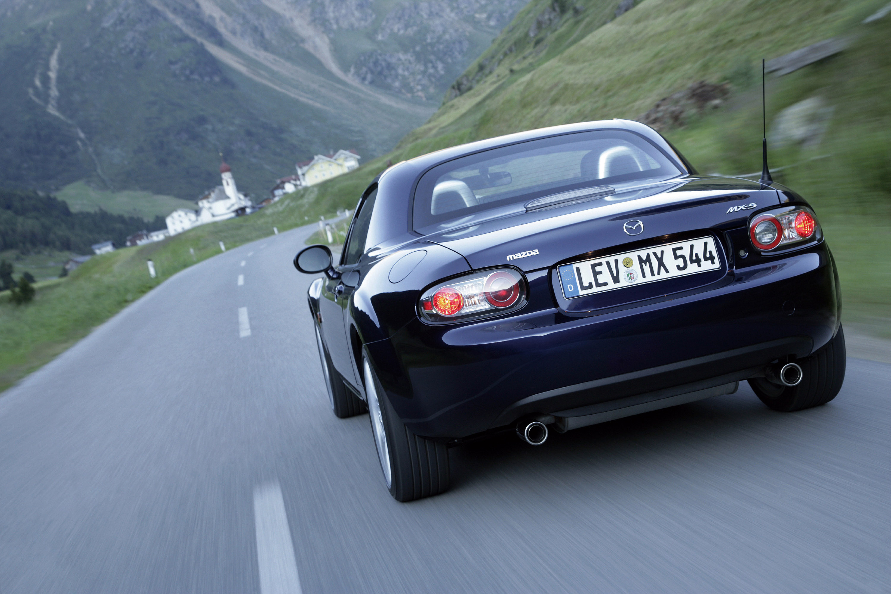 Mazda MX-5 Roadster Coupe photo #48