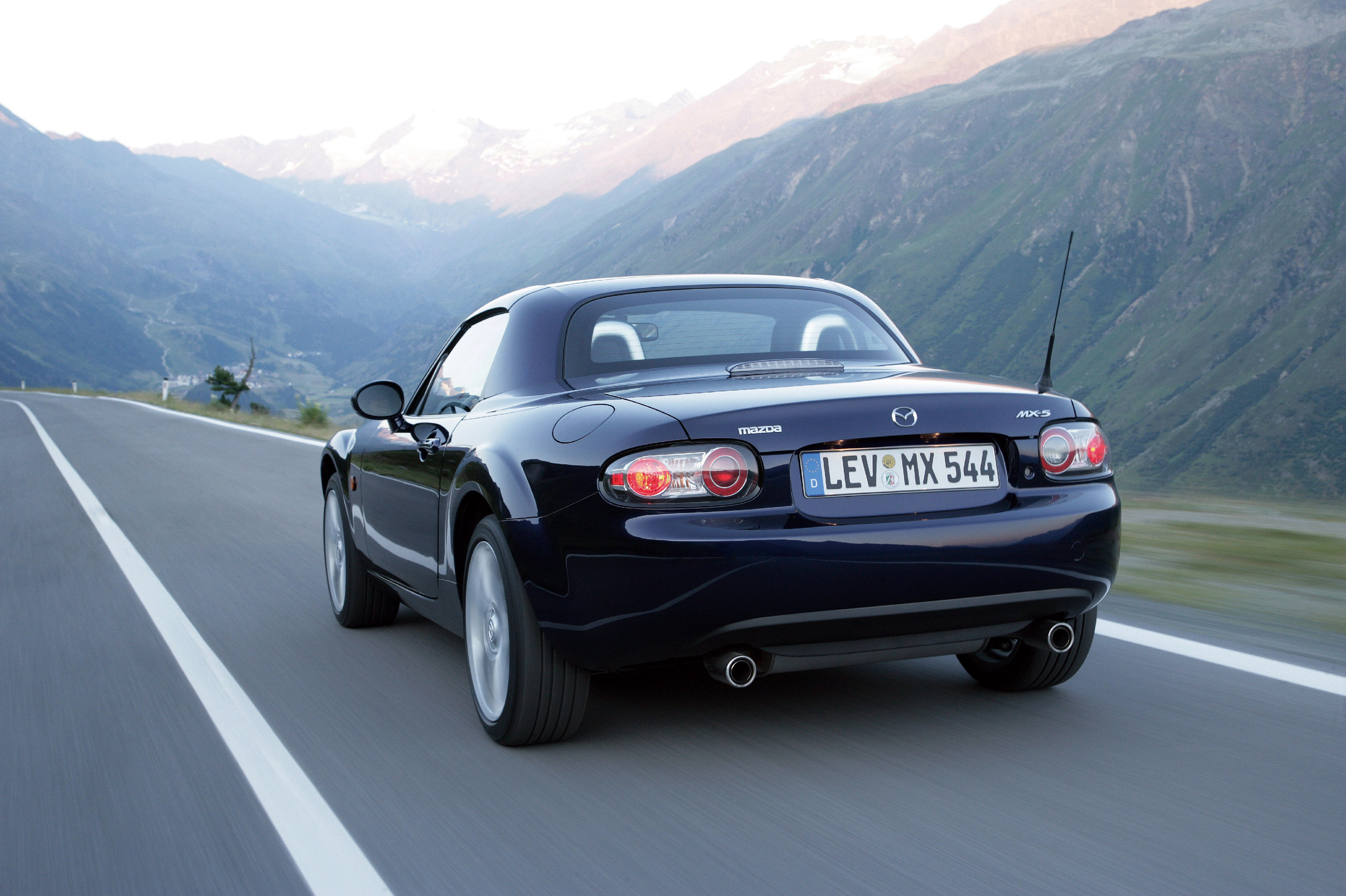 Mazda MX-5 Roadster Coupe photo #50