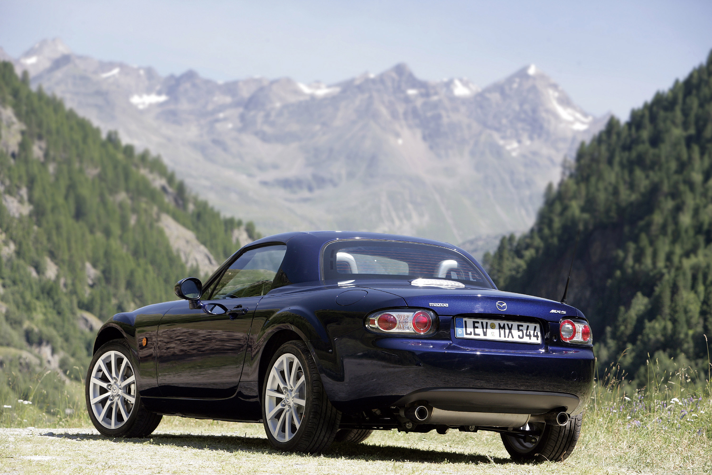 Mazda MX-5 Roadster Coupe photo #52