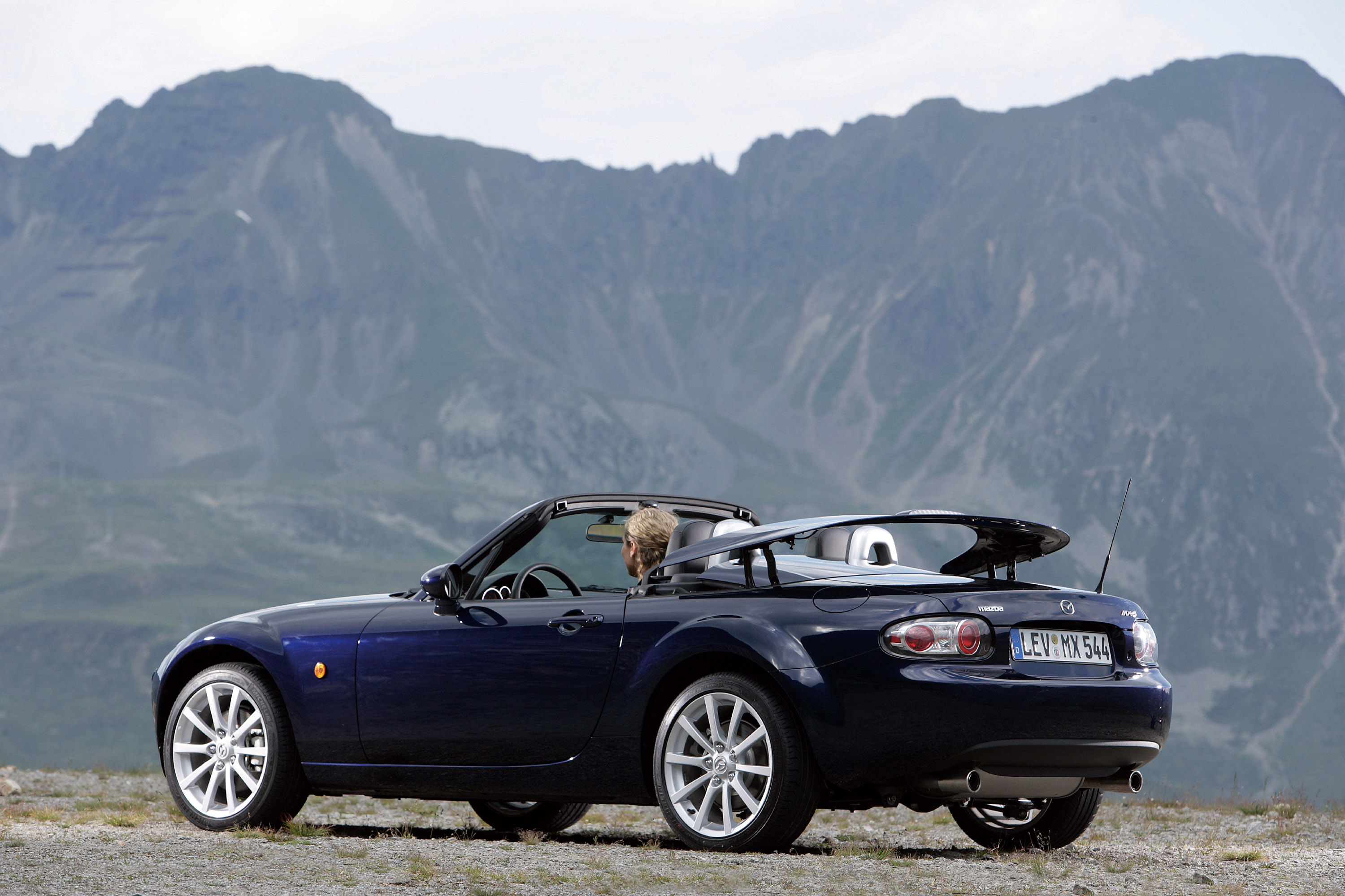 Mazda MX-5 Roadster Coupe photo #58