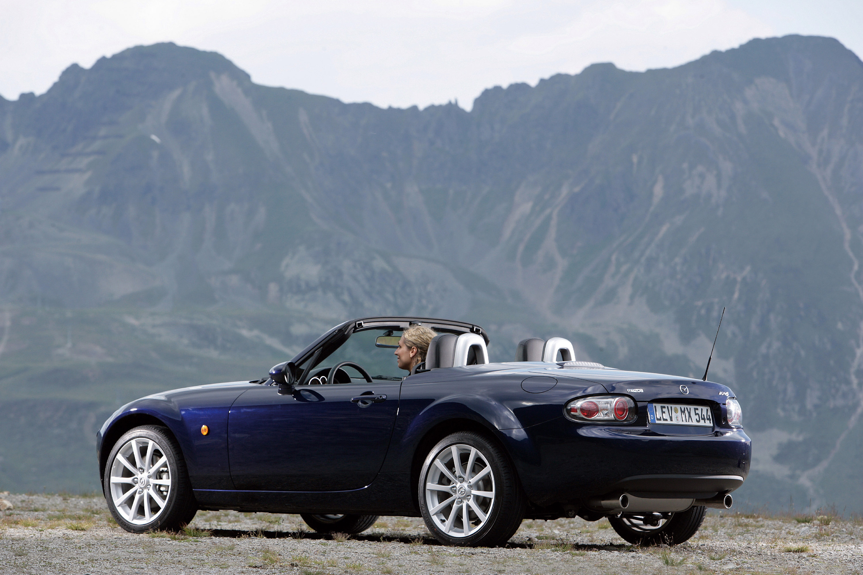 Mazda MX-5 Roadster Coupe photo #59