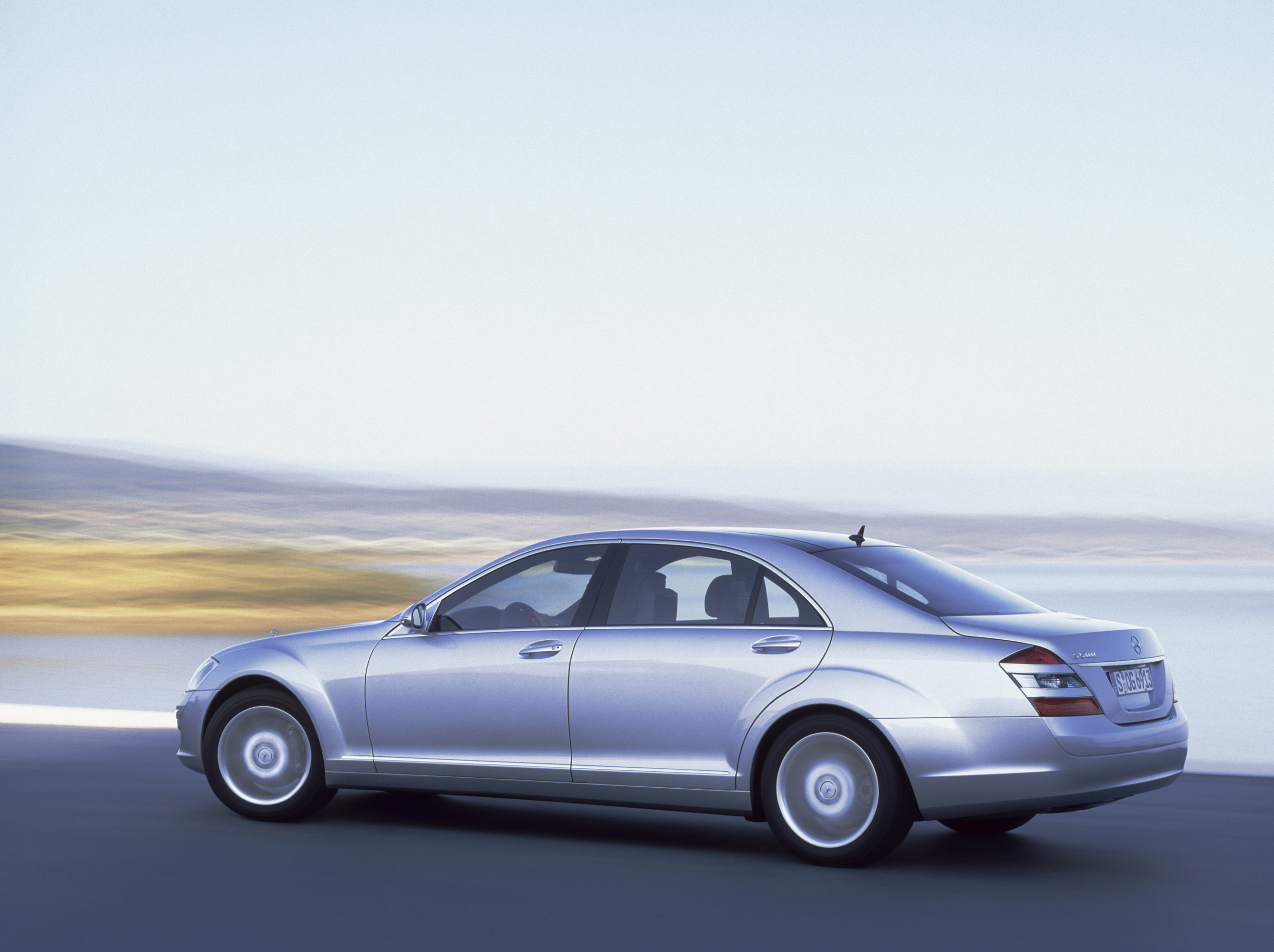 Mercedes-Benz S-Class photo #52