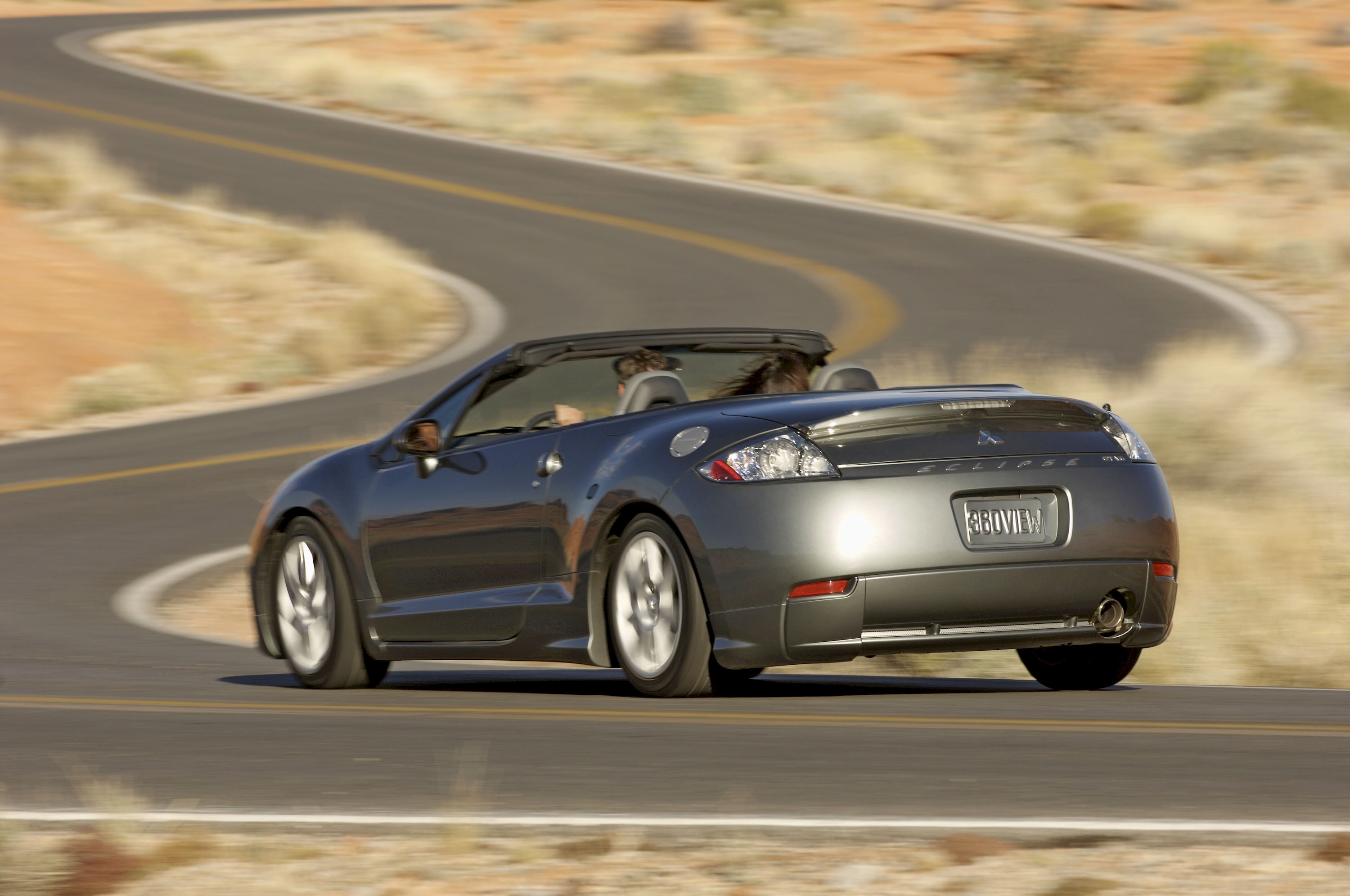 Mitsubishi Eclipse Spyder photo #26