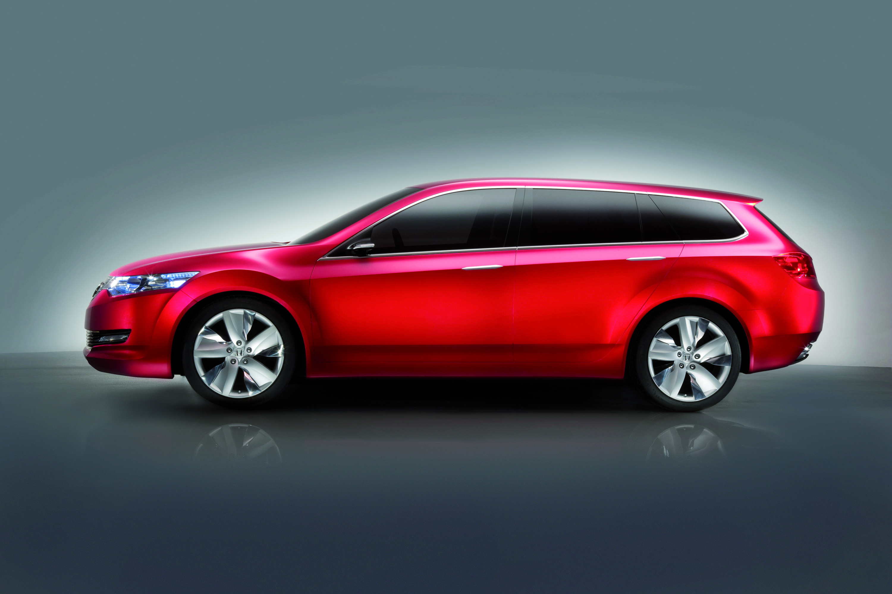 Honda Accord Tourer Concept photo #6