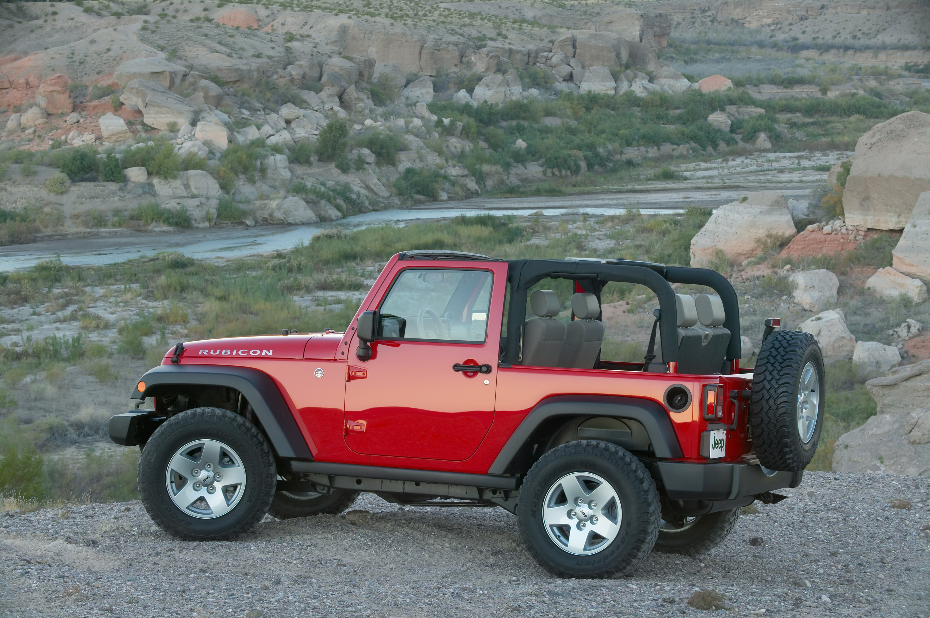 Jeep Wrangler Rubicon photo #25