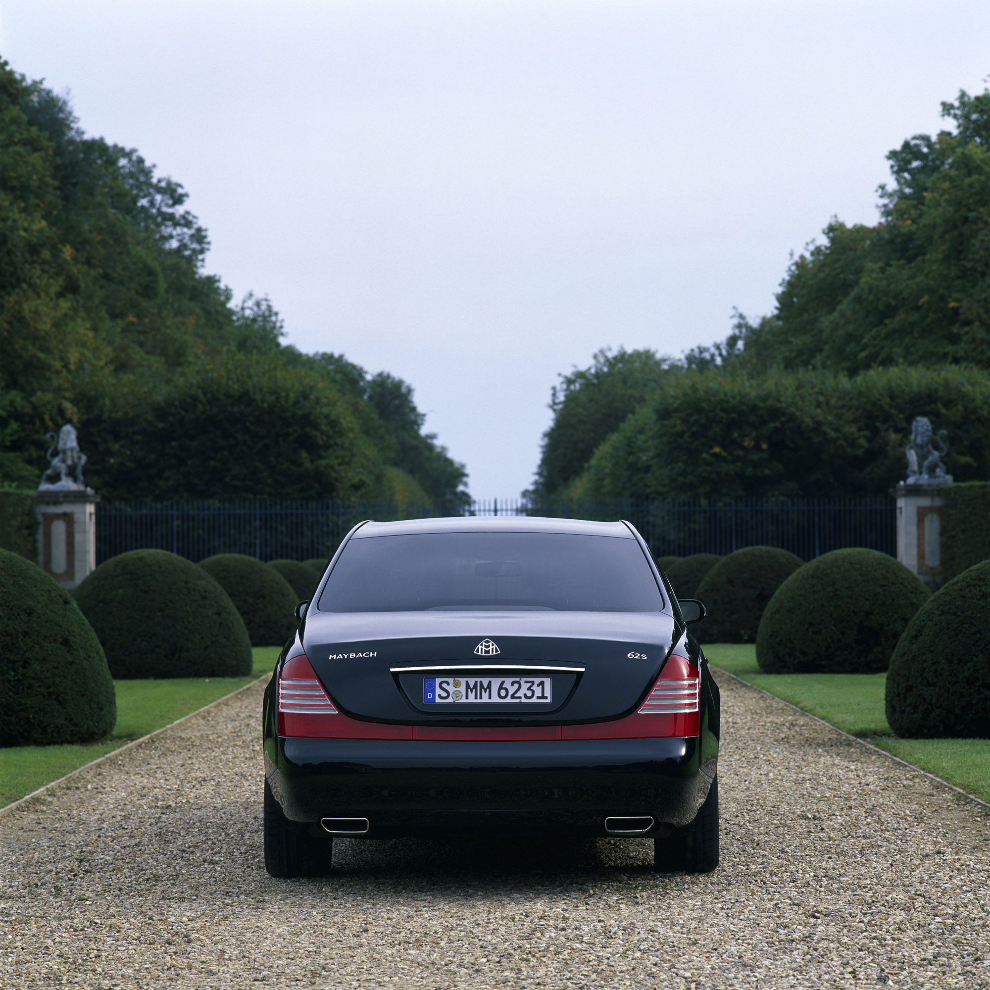 Maybach 62S photo #17