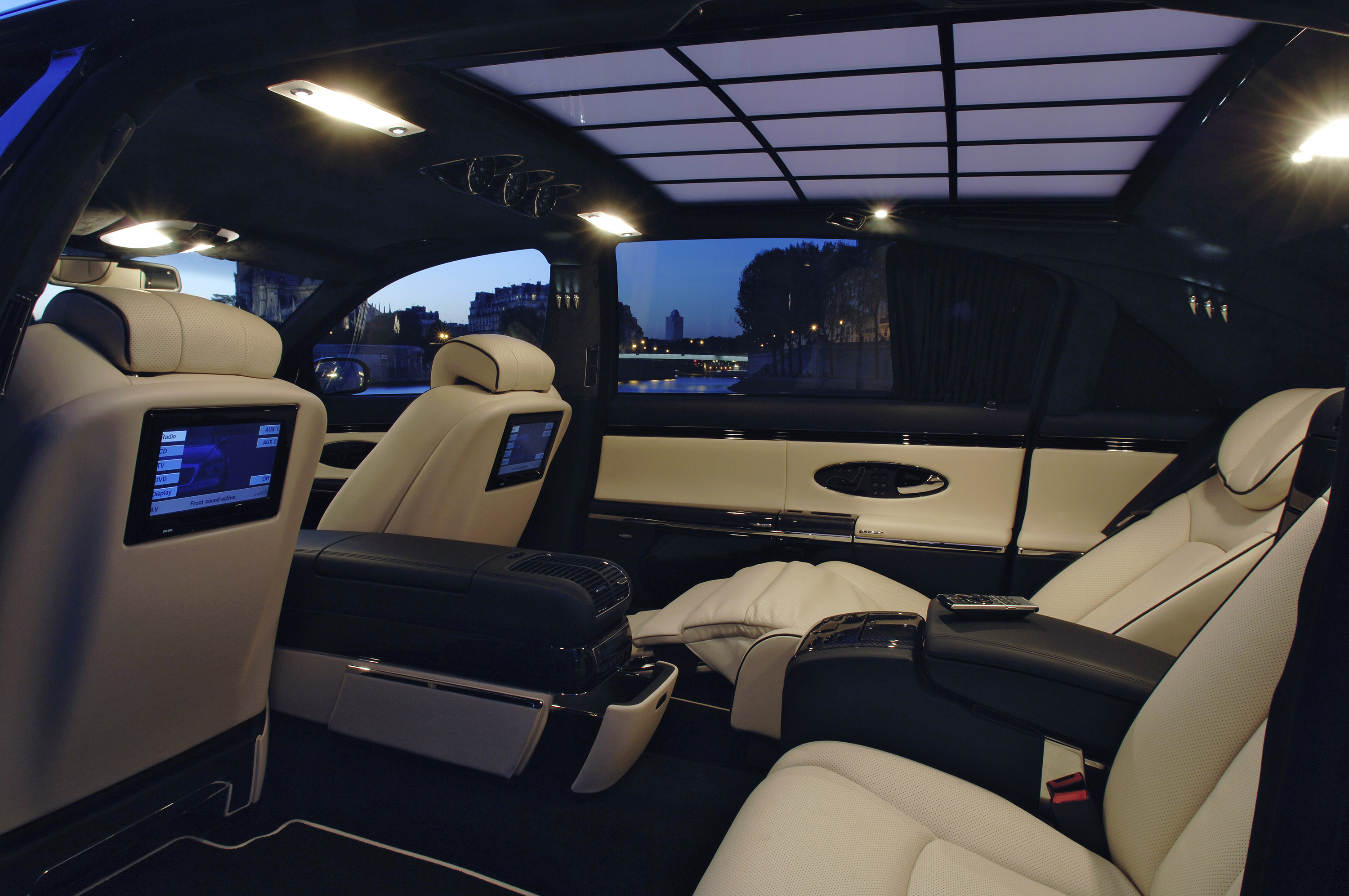 Maybach 62S photo #21