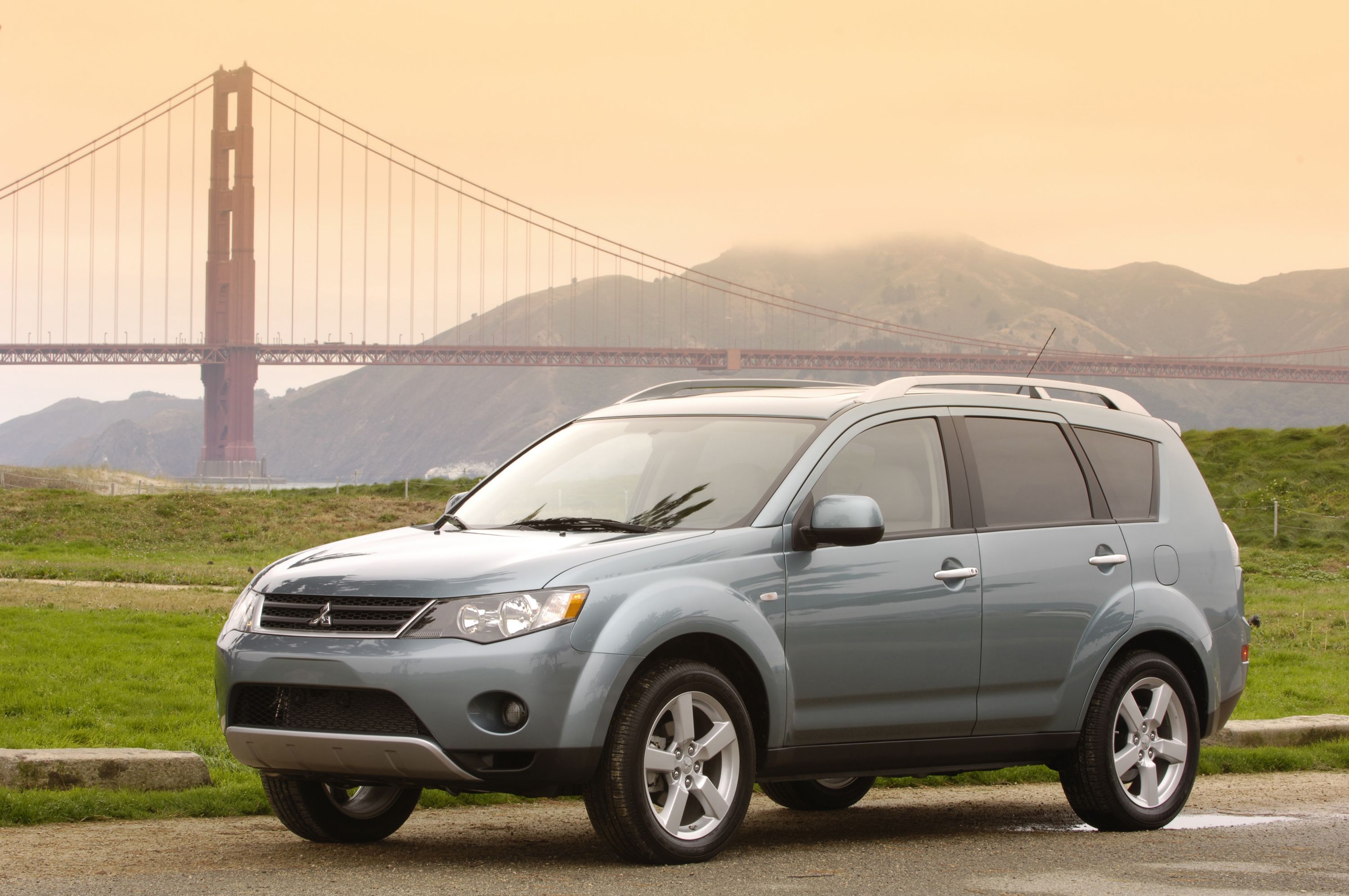 Mitsubishi Outlander photo #15