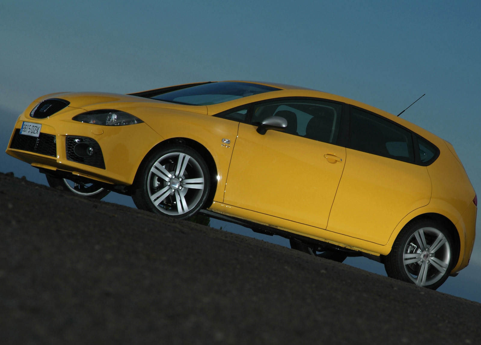 Seat Leon FR photo #10