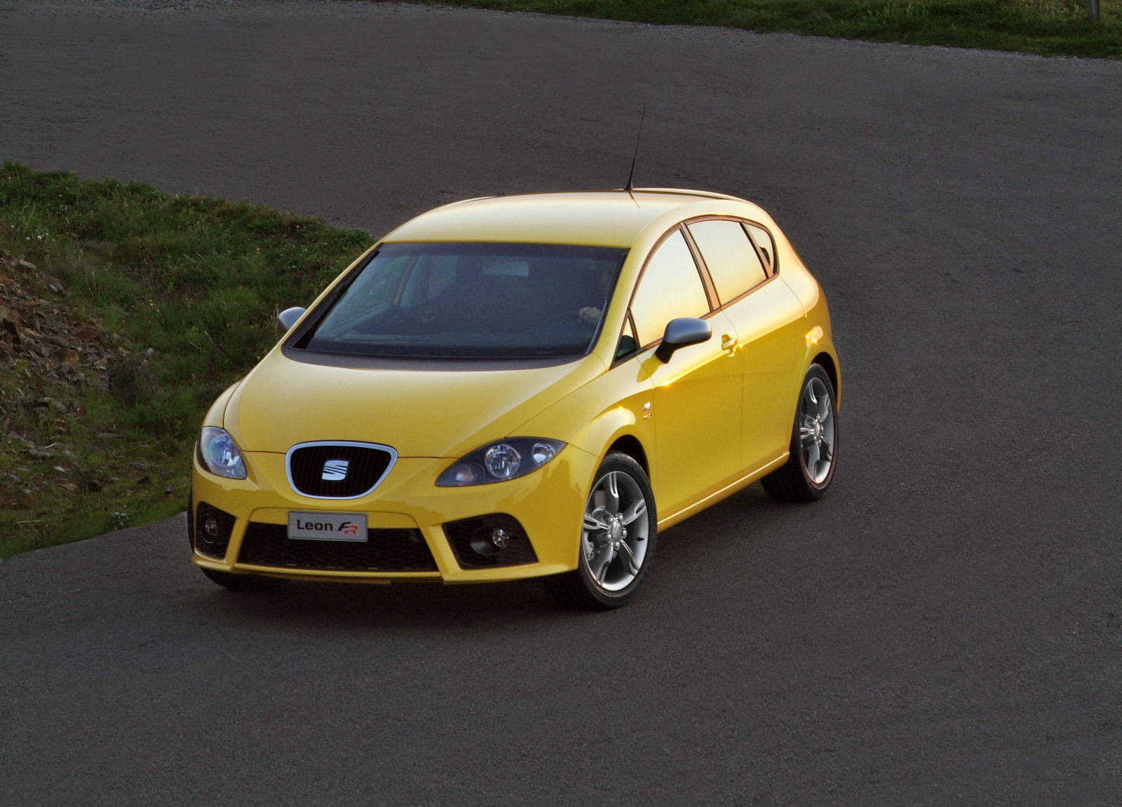 Seat Leon FR photo #27