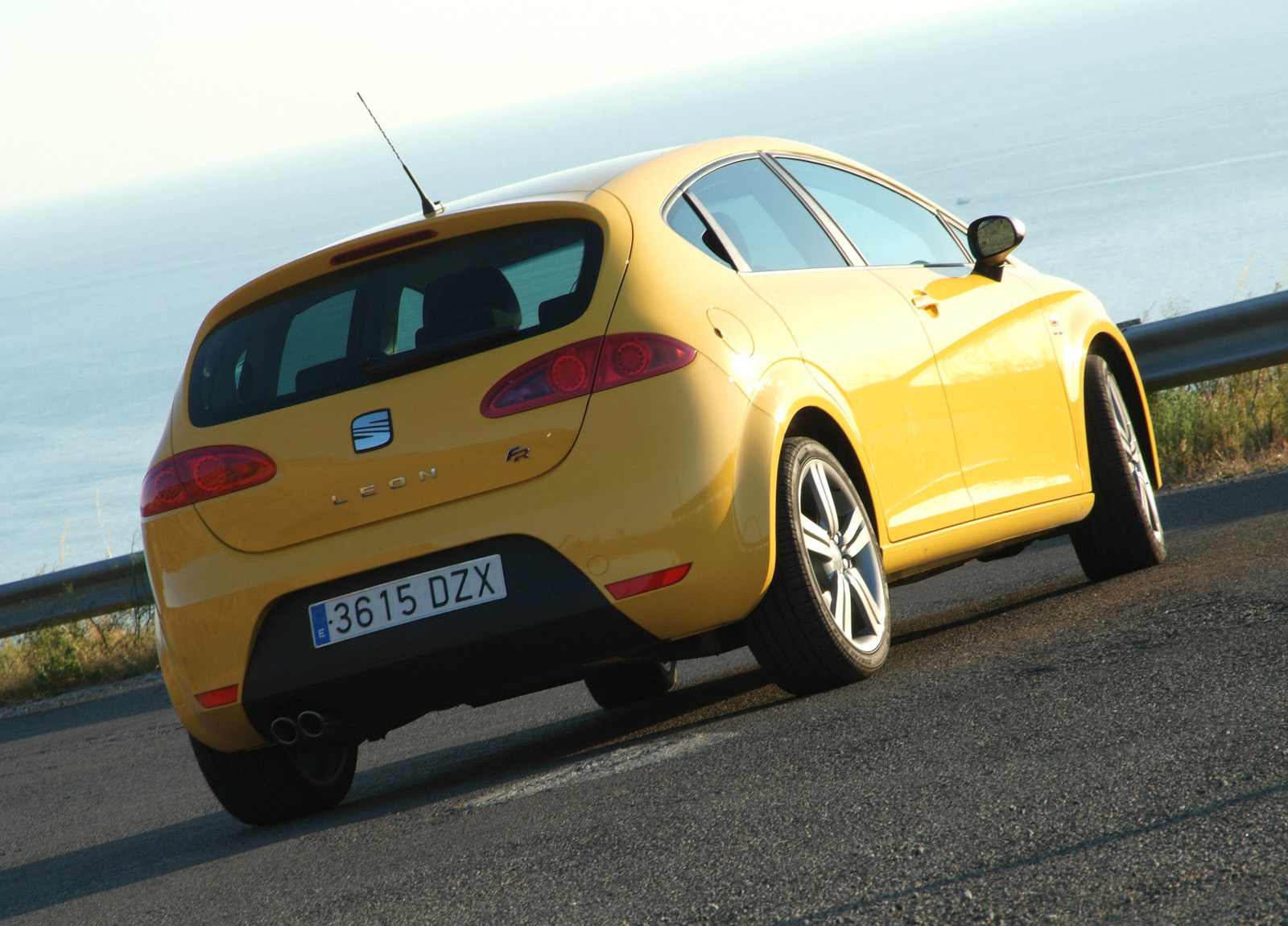 Seat Leon FR photo #61