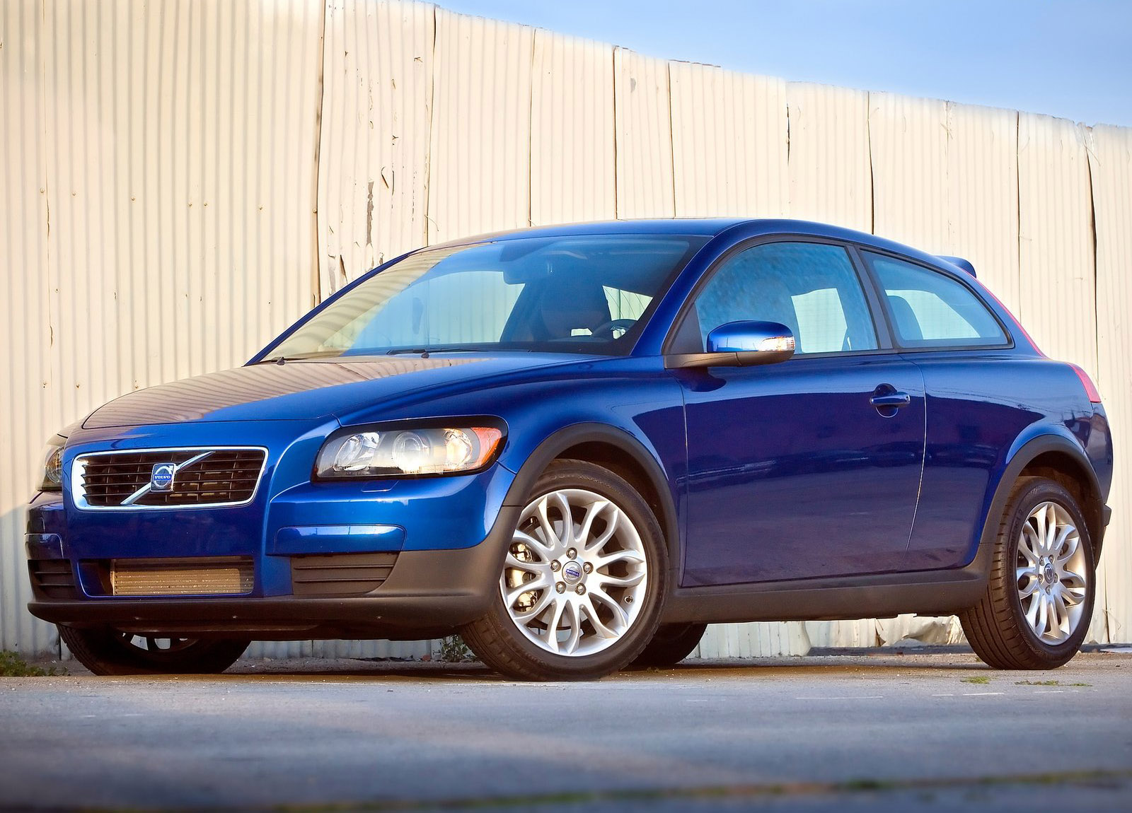 Volvo C30 photo #20