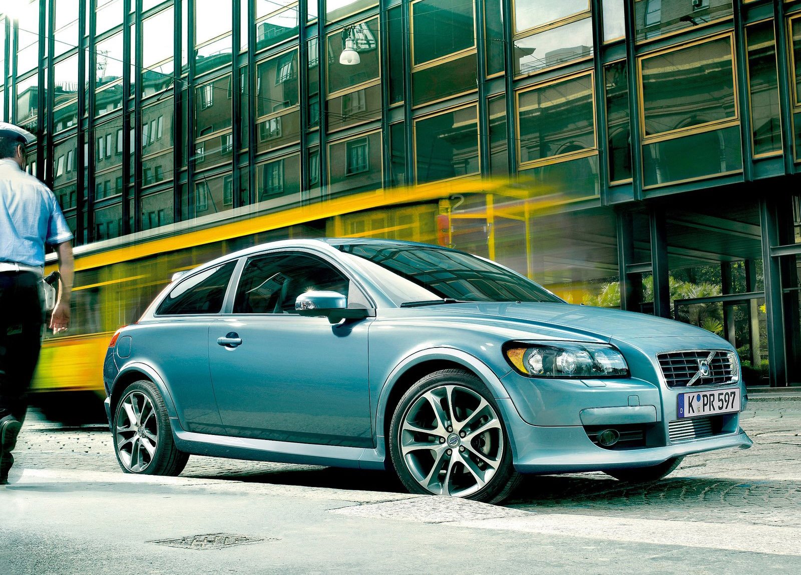 Volvo C30 photo #21