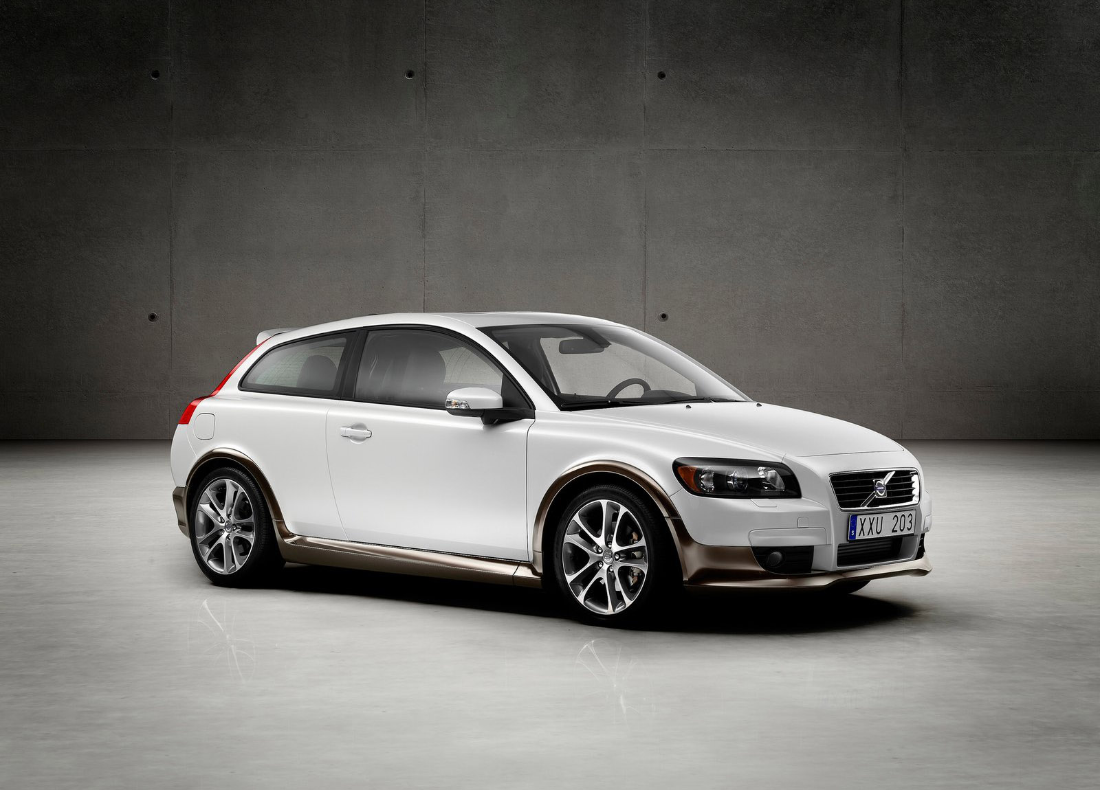 Volvo C30 photo #23