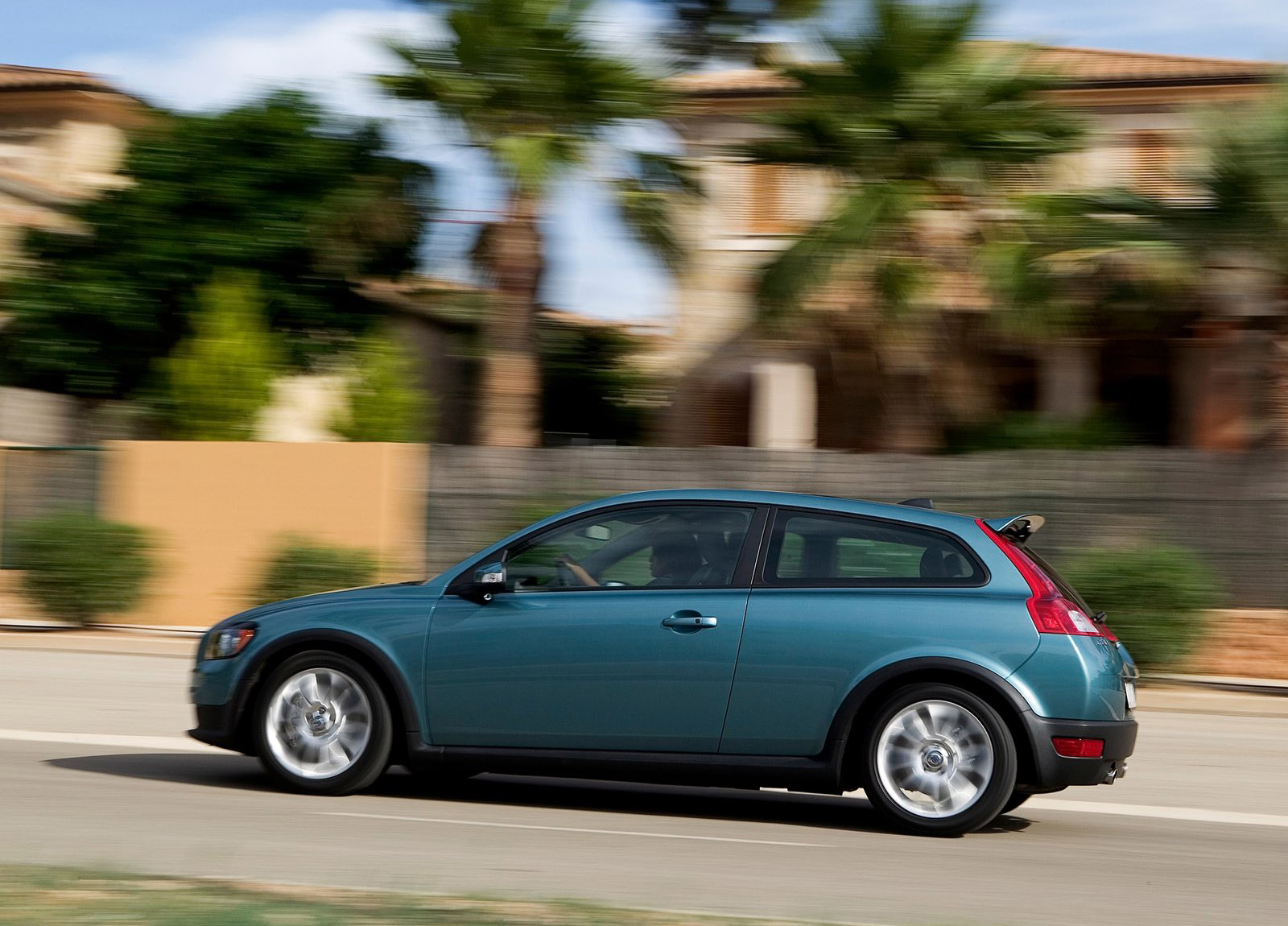 Volvo C30 photo #32