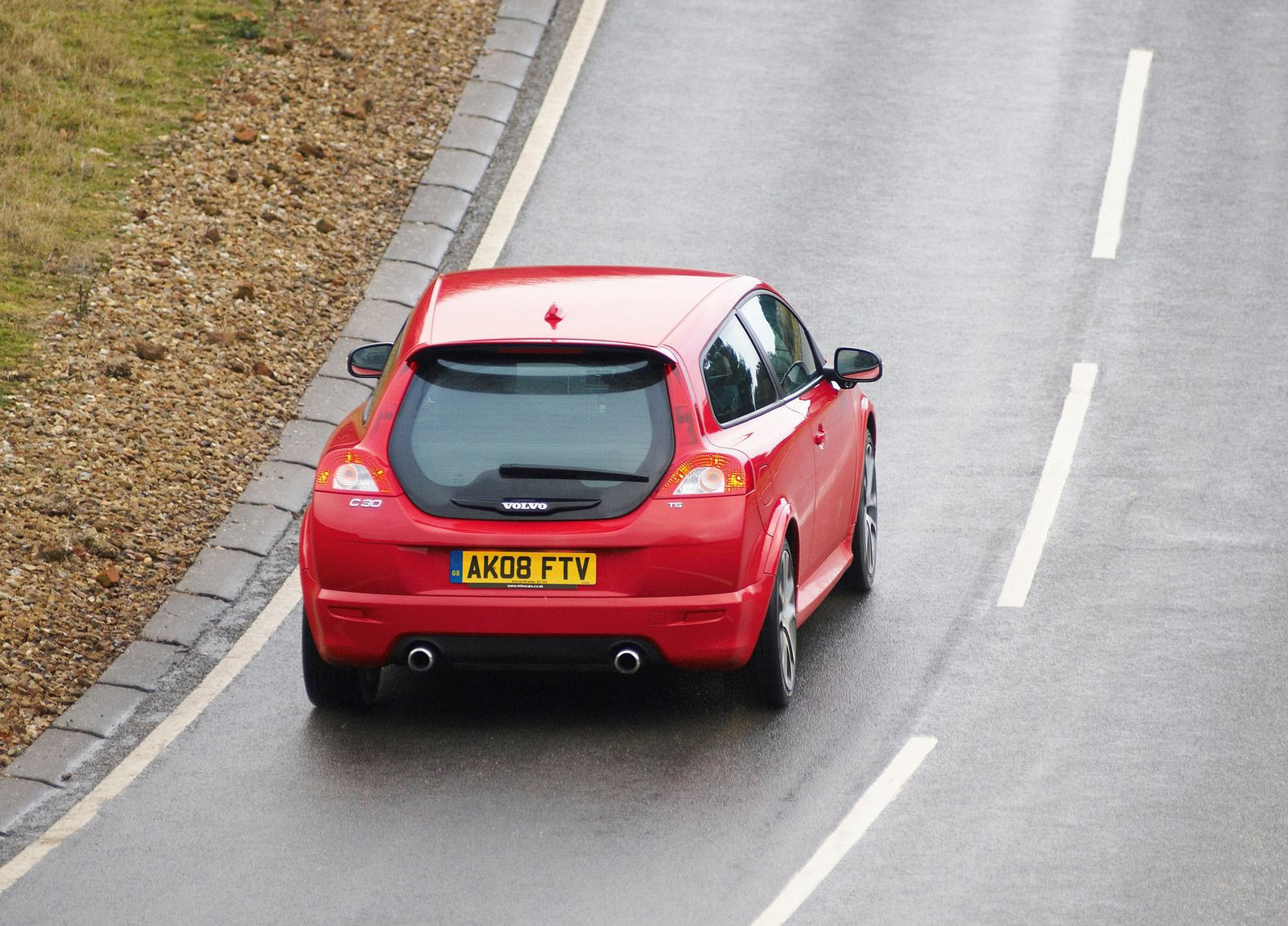 Volvo C30 photo #42