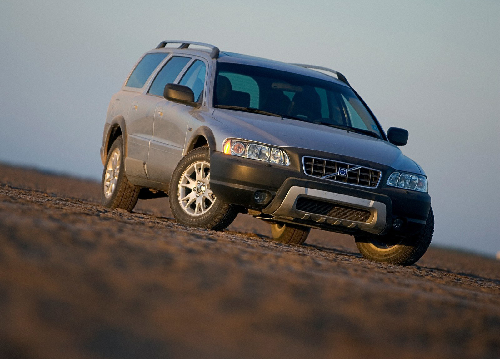 Volvo XC70 photo #18