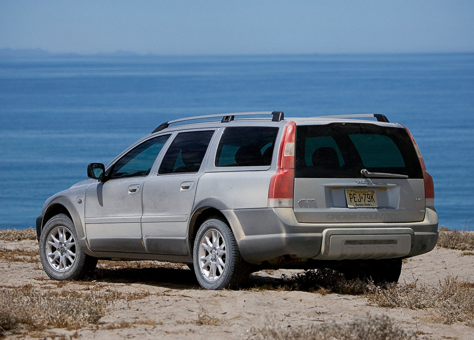 Volvo XC70 photo #31