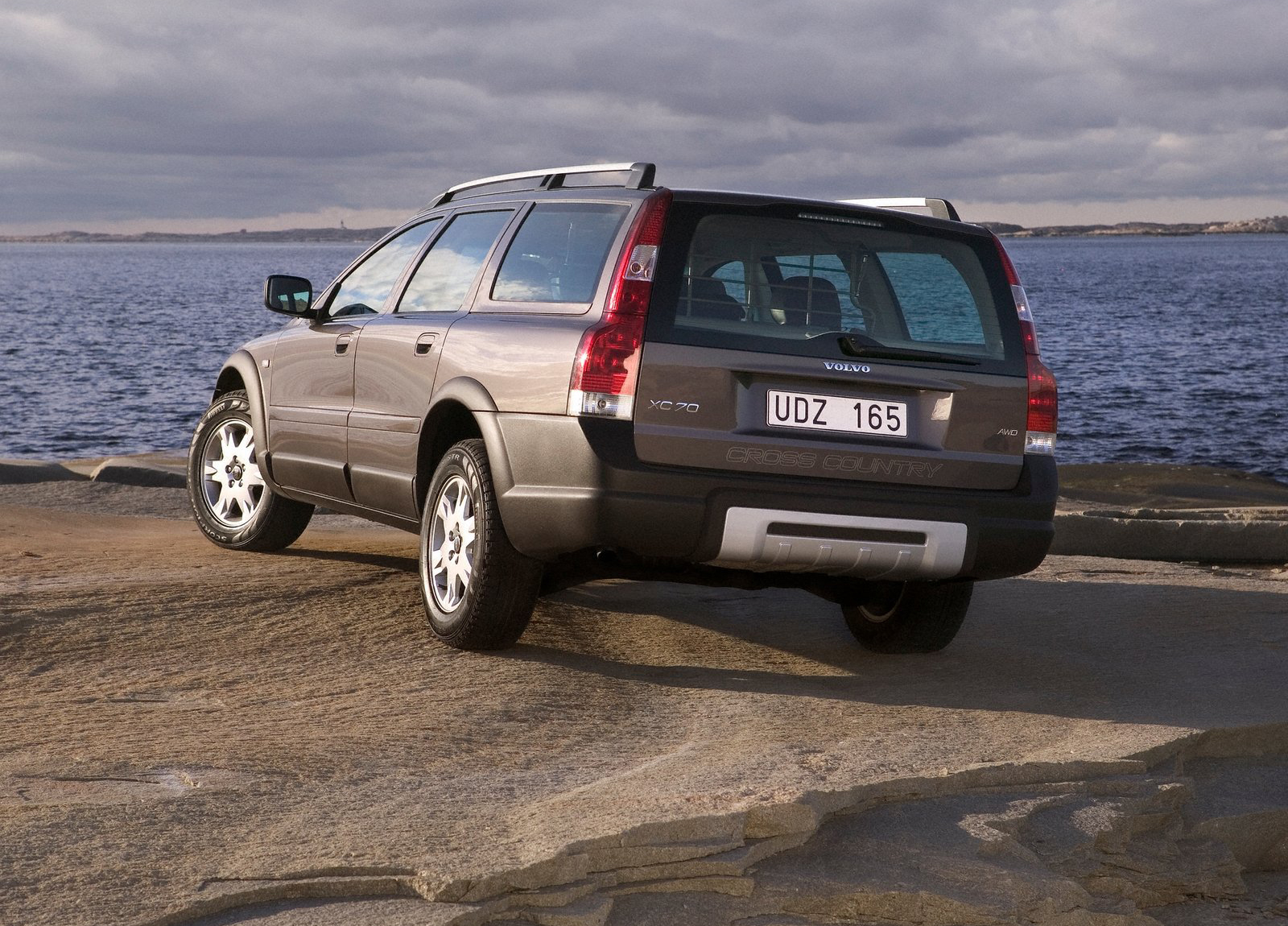 Volvo XC70 photo #33