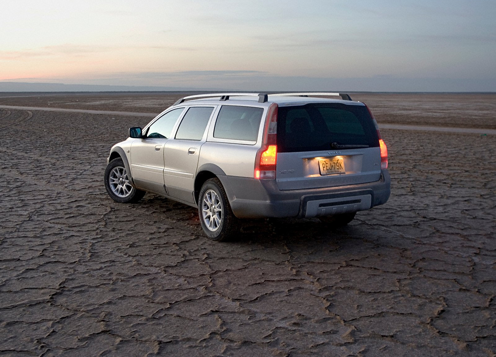 Volvo XC70 photo #36