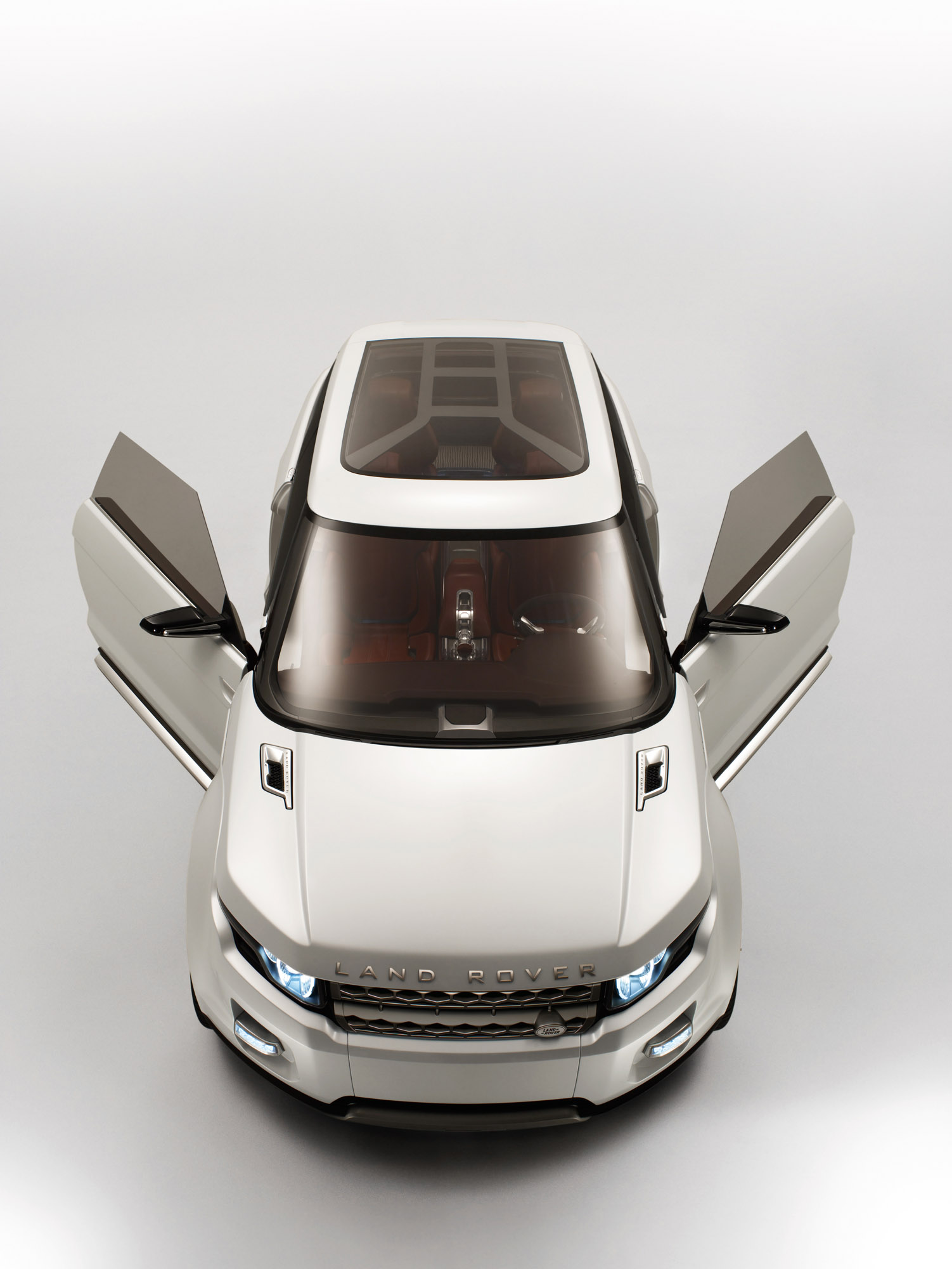 Land Rover LRX Concept photo #17